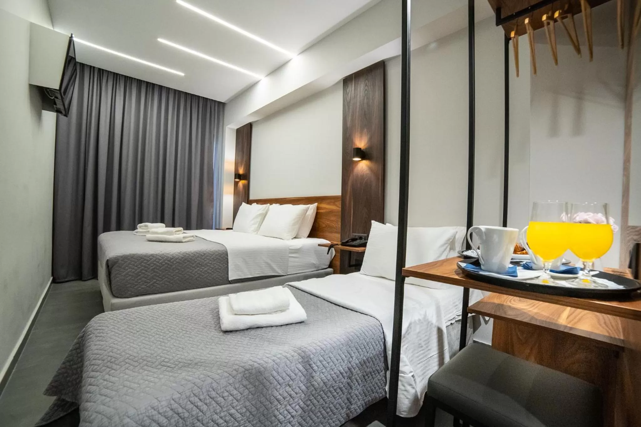 Bed in Argo Hotel Piraeus