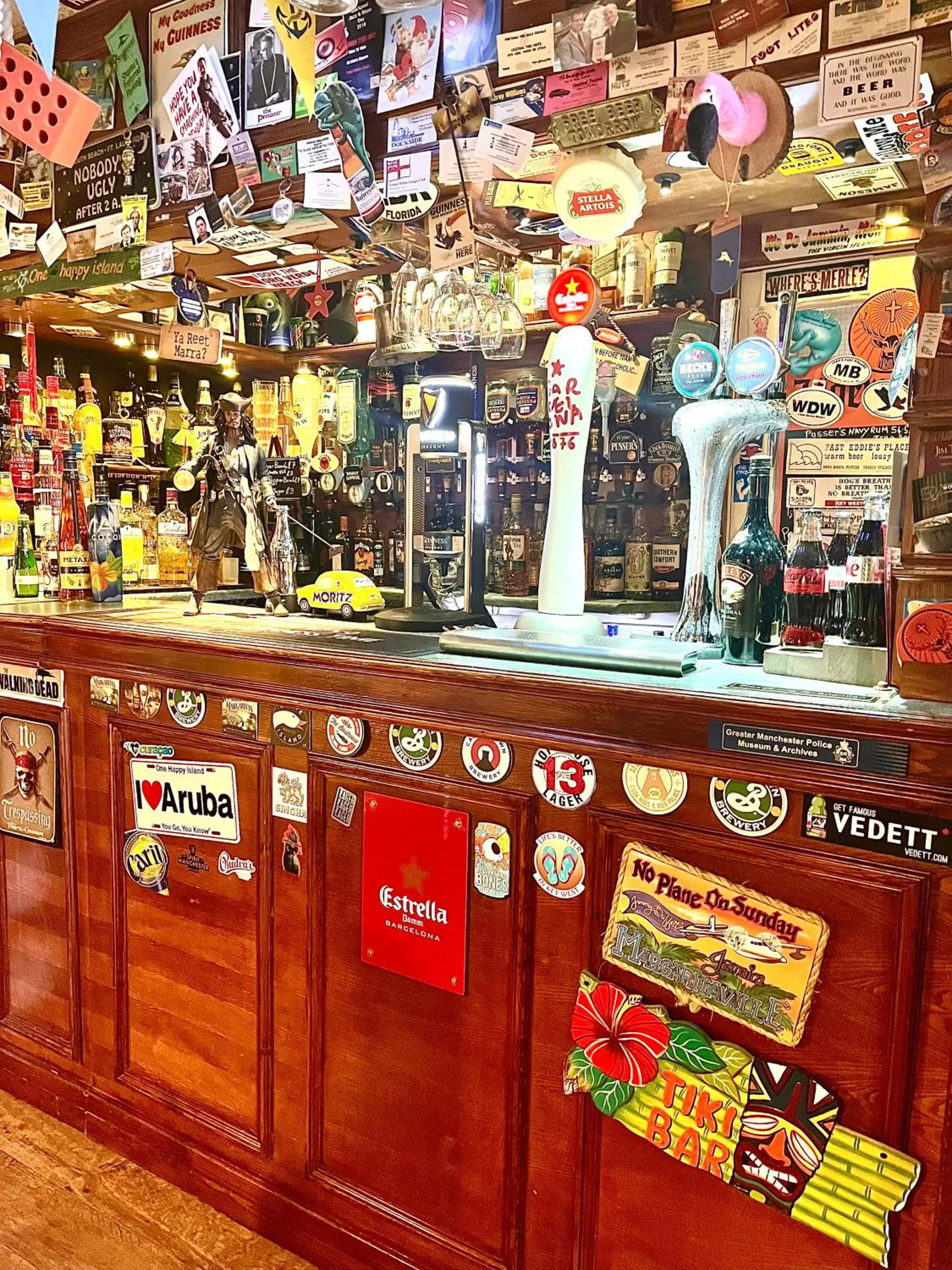 Lounge or bar in Clifton Court Hotel