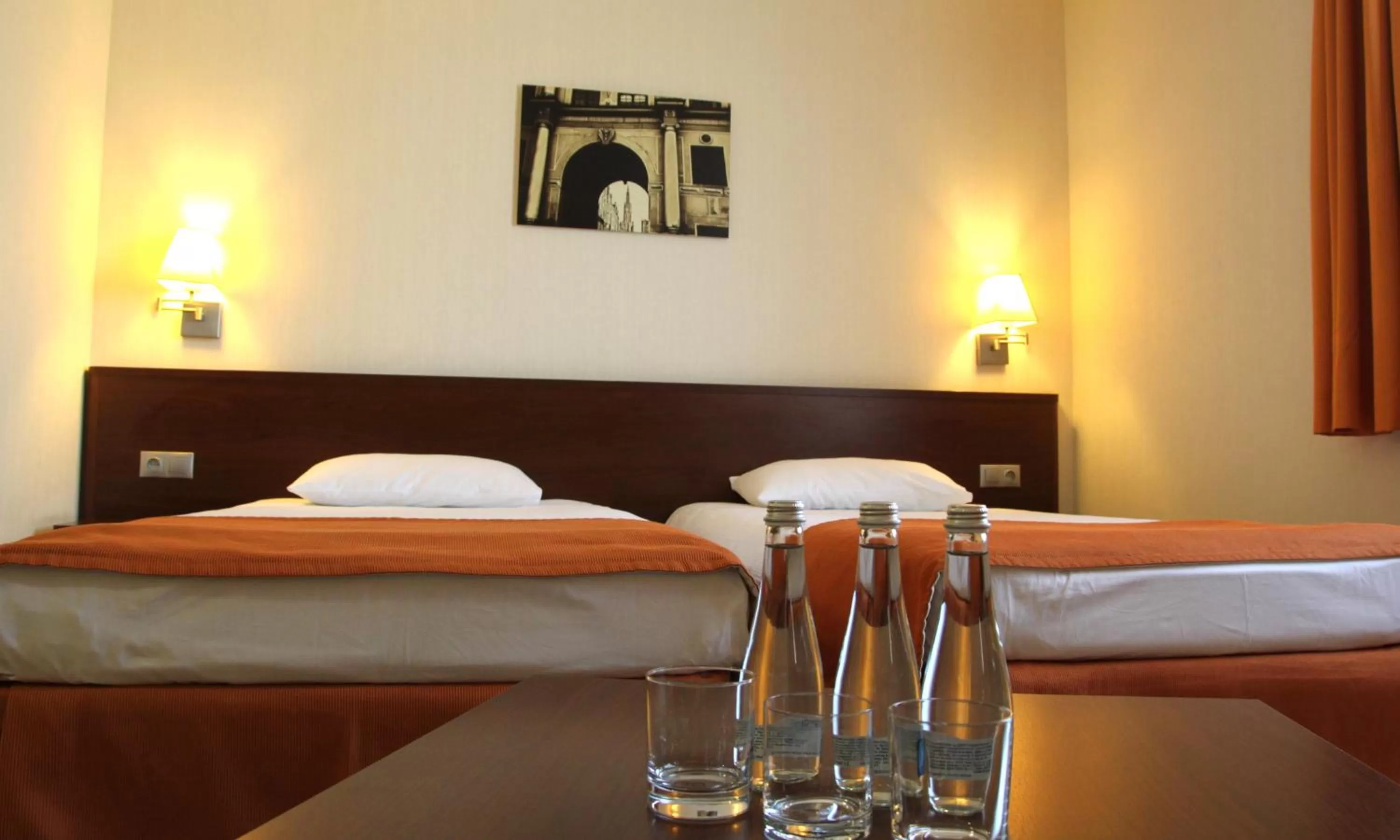 Photo of the whole room, Bed in Hotel Arena Expo