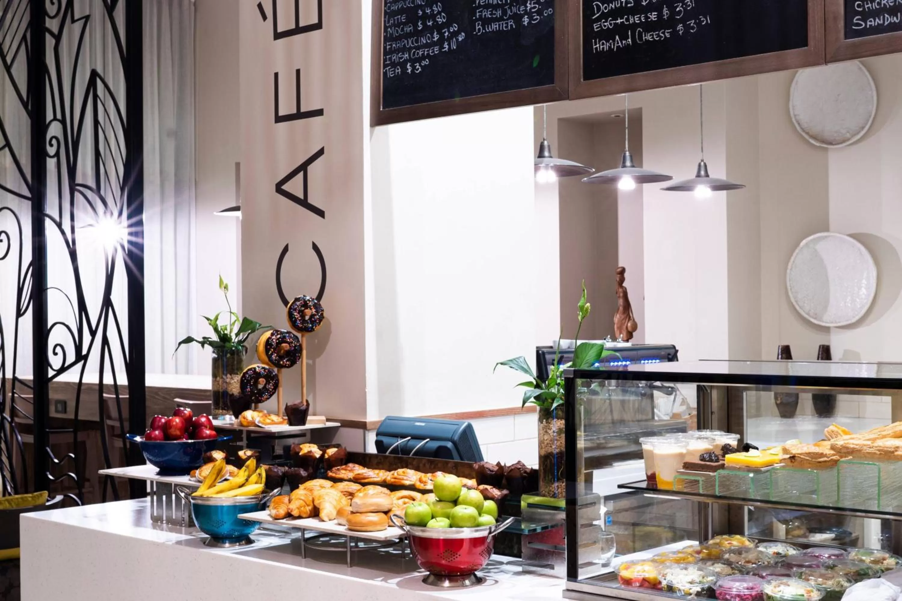 Breakfast in Marriott Port-au-Prince Hotel