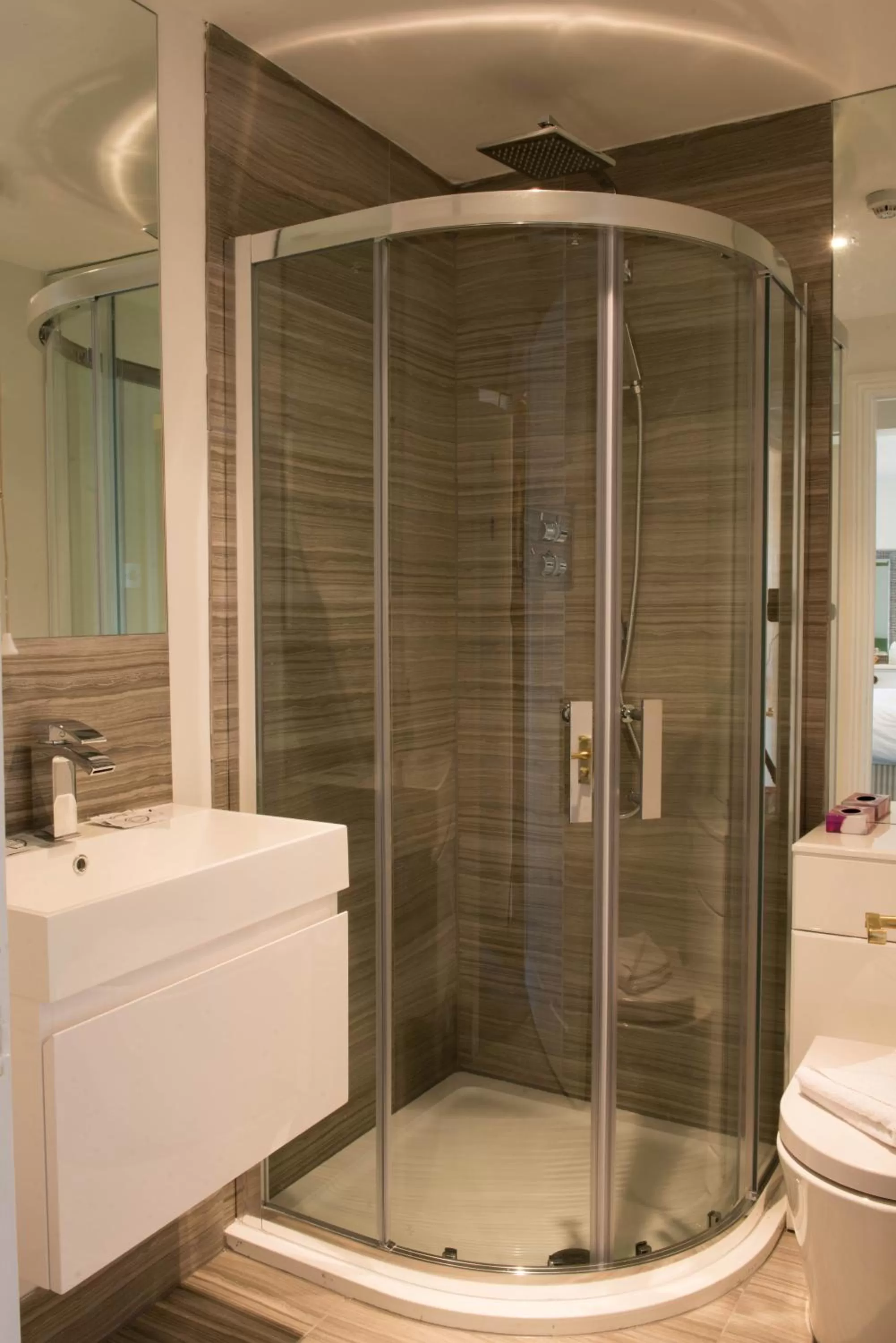 Bathroom in The Angel Inn