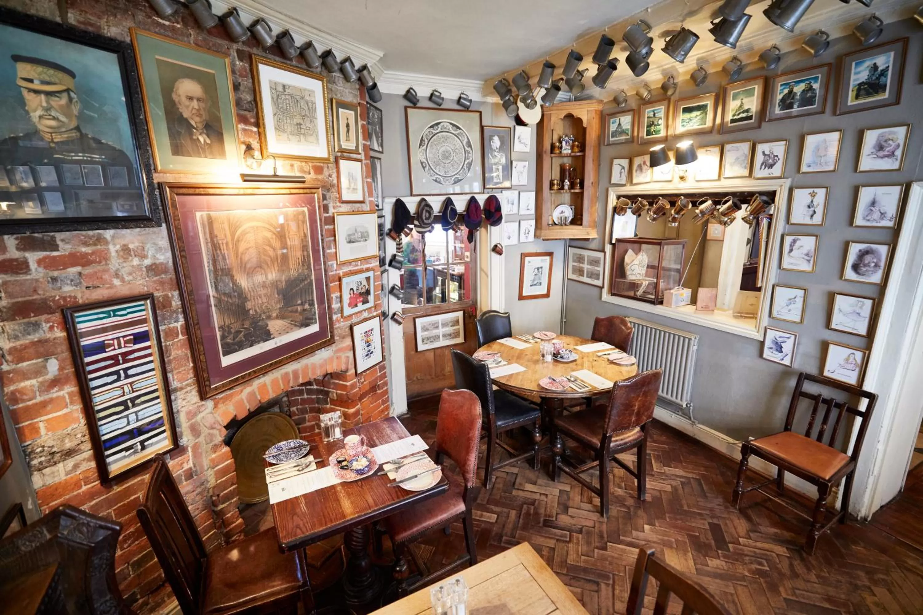 Restaurant/places to eat in Wykeham Arms