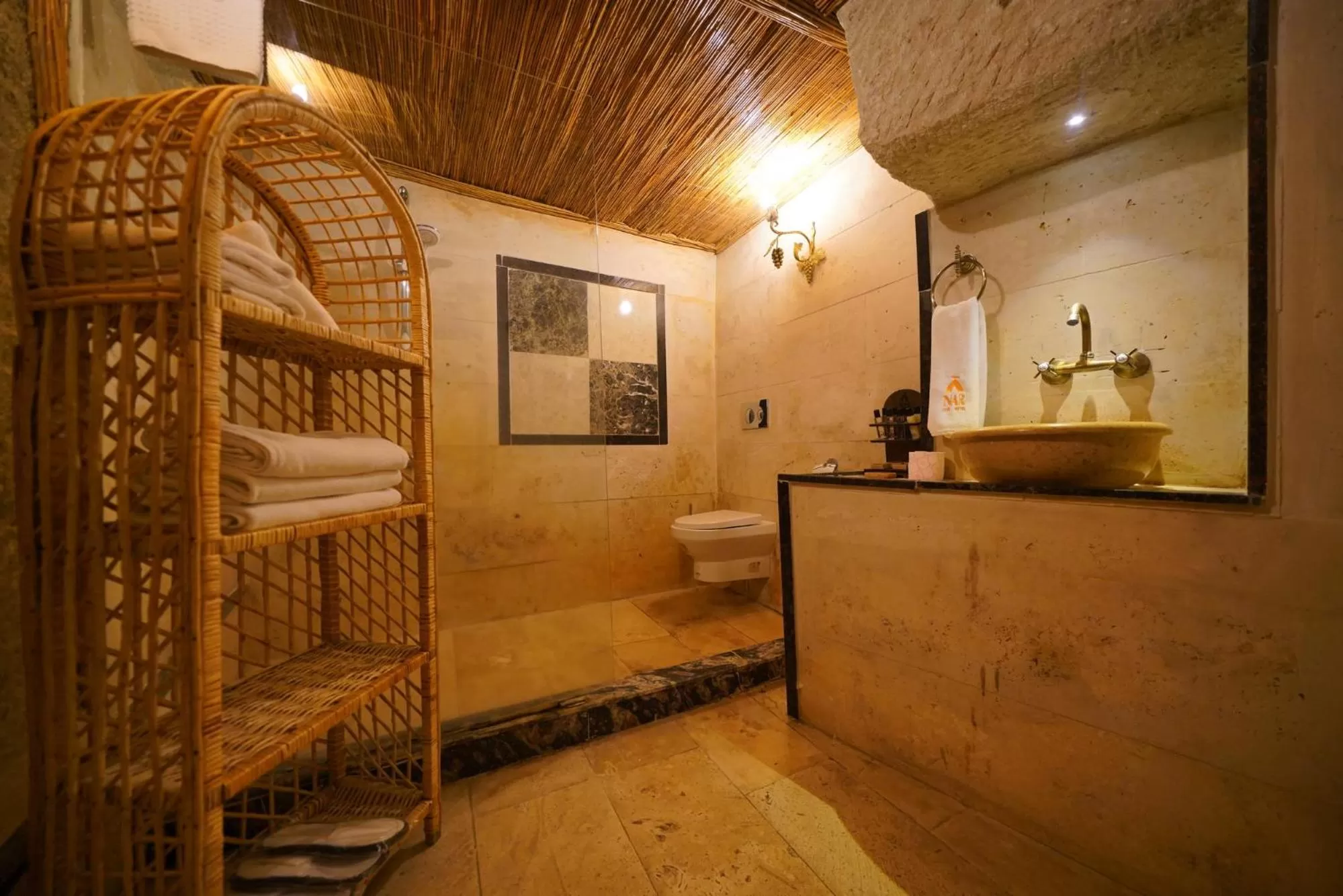Bathroom in Cappadocia Nar Cave House & Swimming Pool