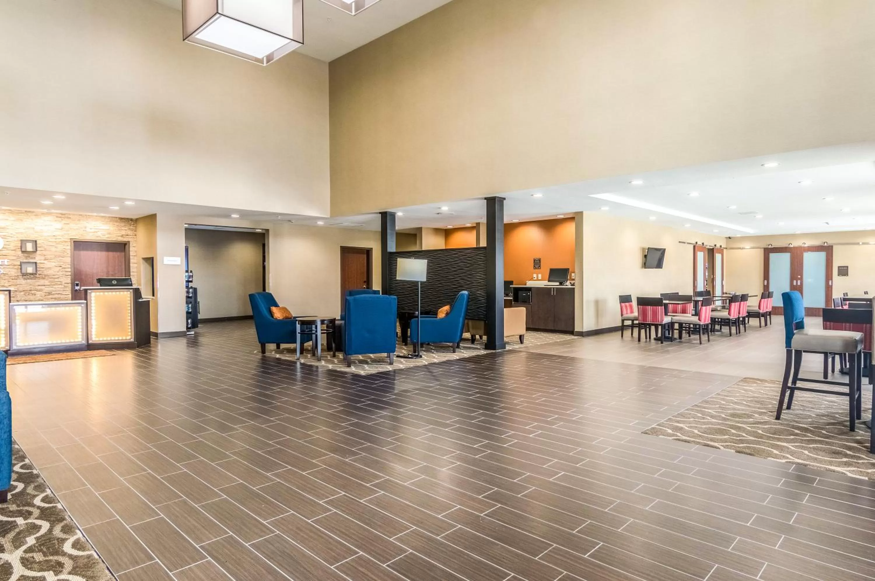 Lobby or reception in Comfort Suites Meridian and I-40