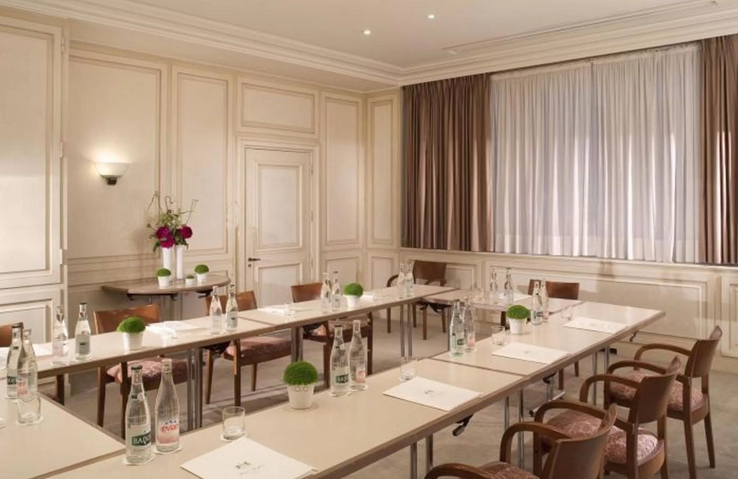 Business facilities in Hôtel Bedford