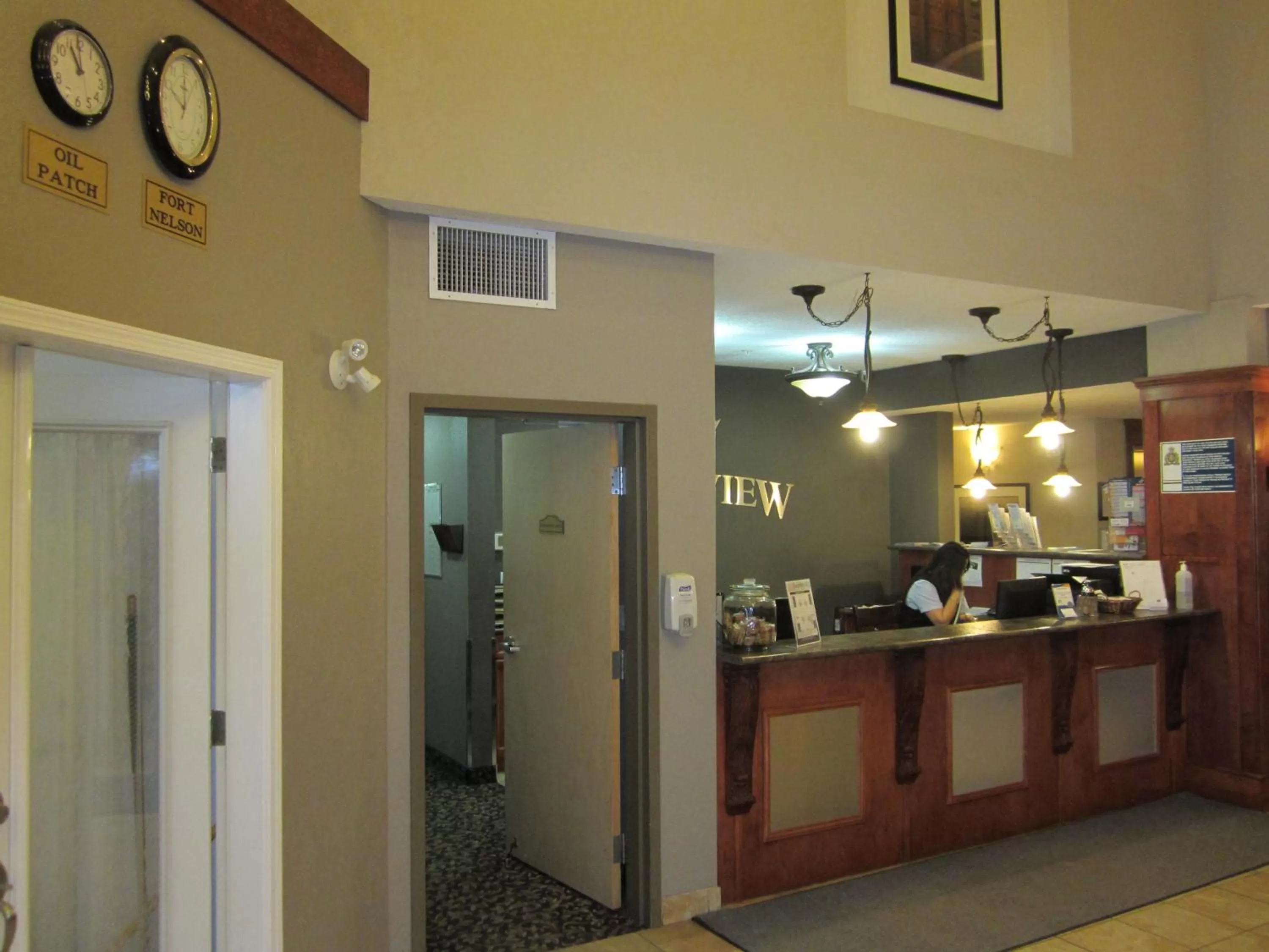 Lobby or reception in Lakeview Inns & Suites - Fort Nelson