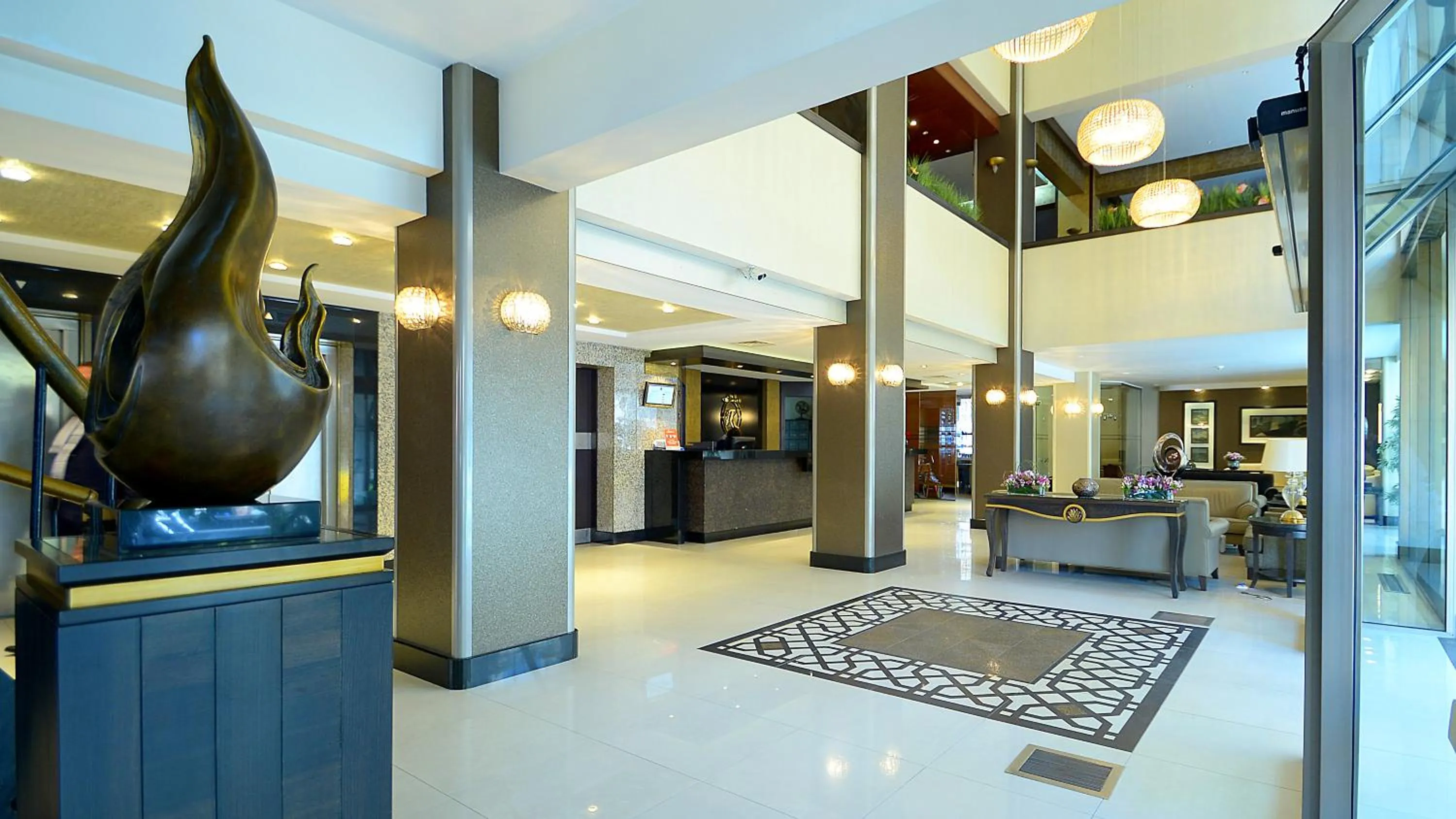 Lobby or reception in Kaya Prestige Oteli