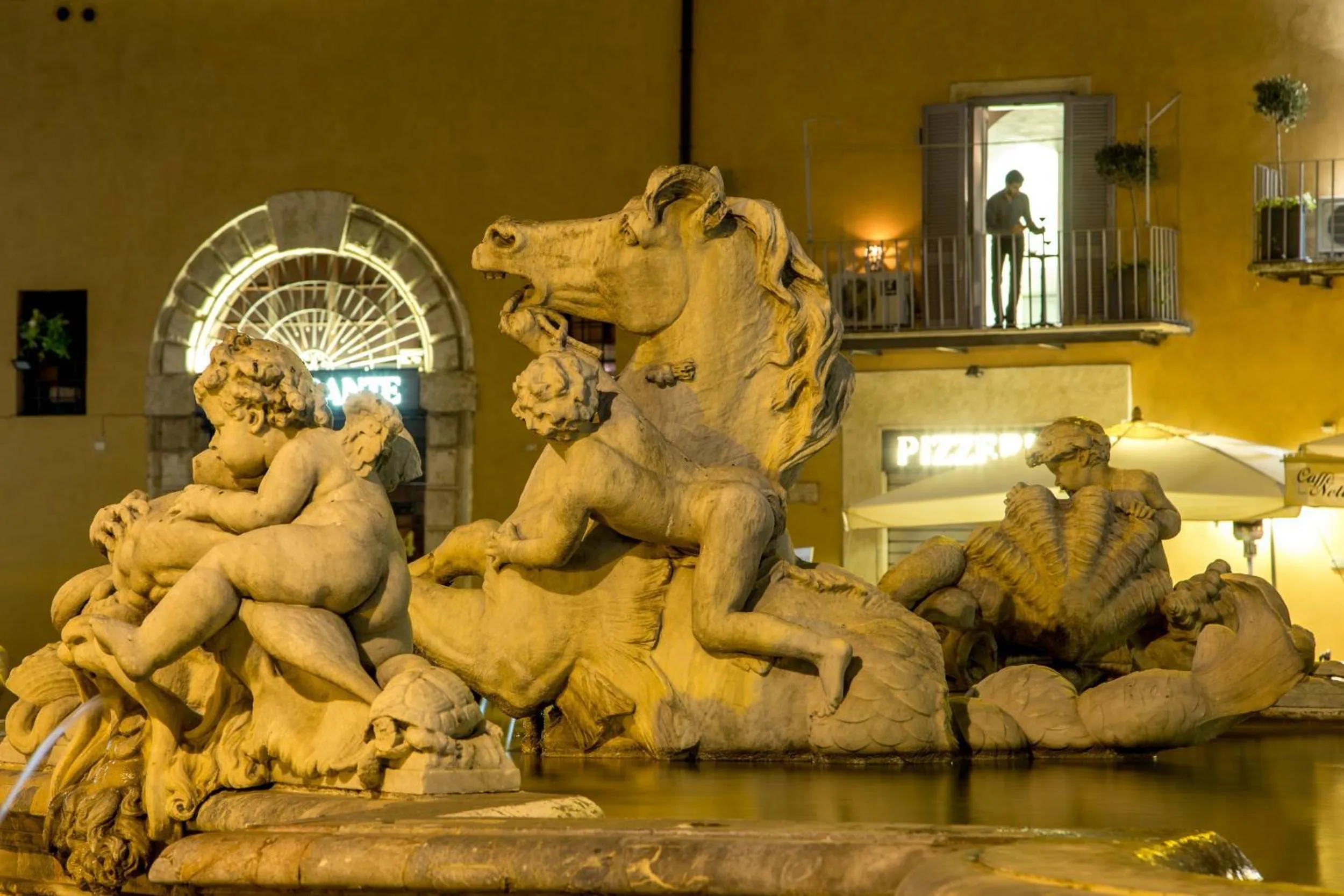 Facade/entrance in Palazzo De Cupis - Suites and View