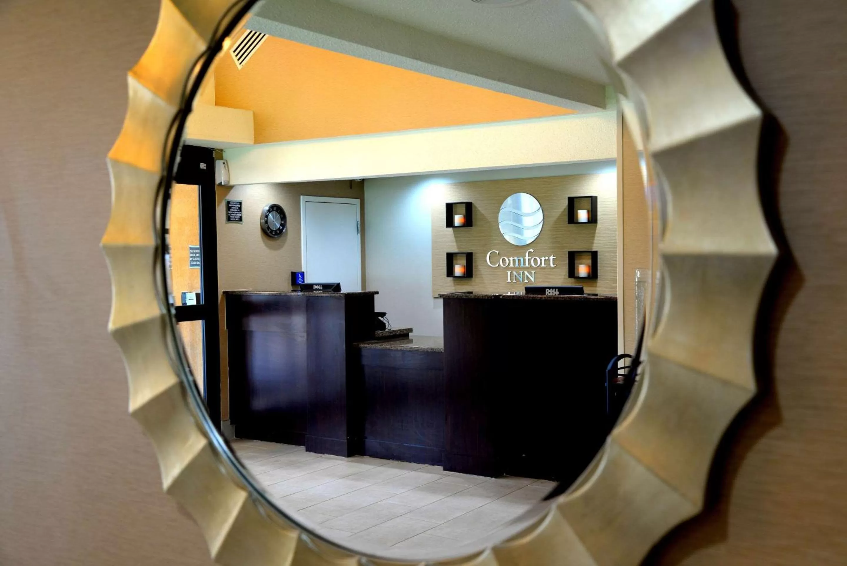 Lobby or reception in Comfort Inn University Durham - Chapel Hill