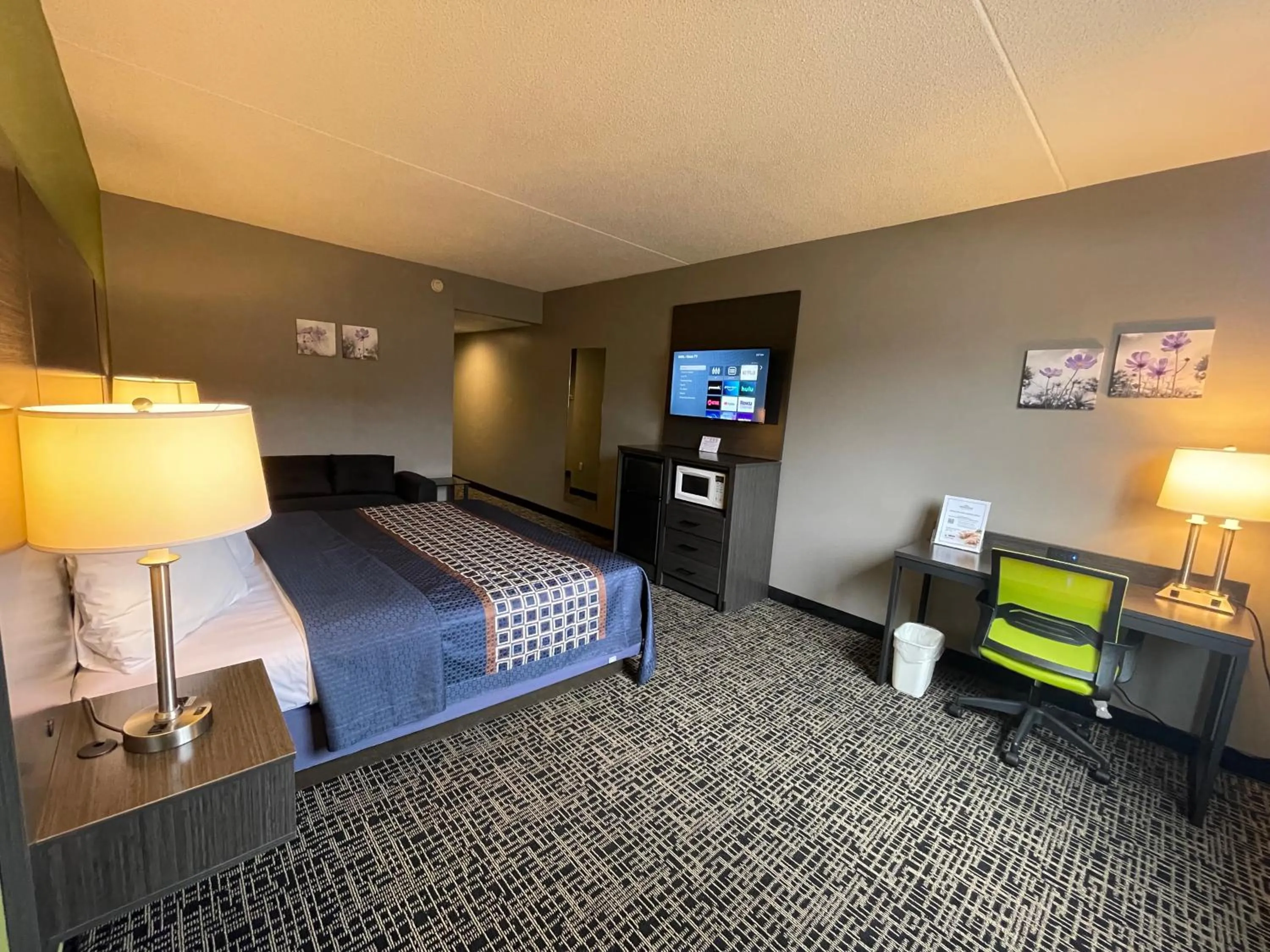 Bed in Wingate by Wyndham Lake George