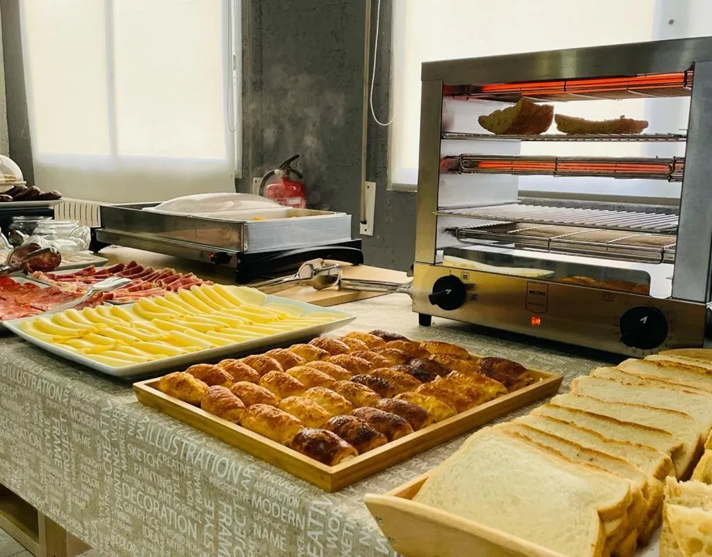 Breakfast in Hotel Xunca Blanca