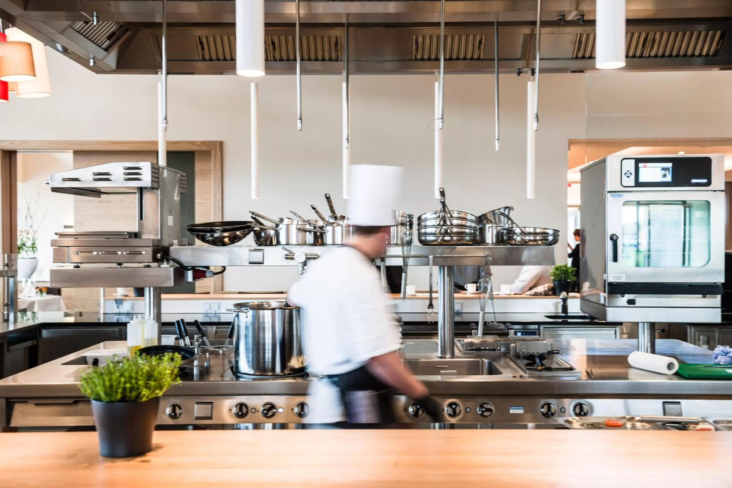 Restaurant/places to eat in Hotel TheGreen