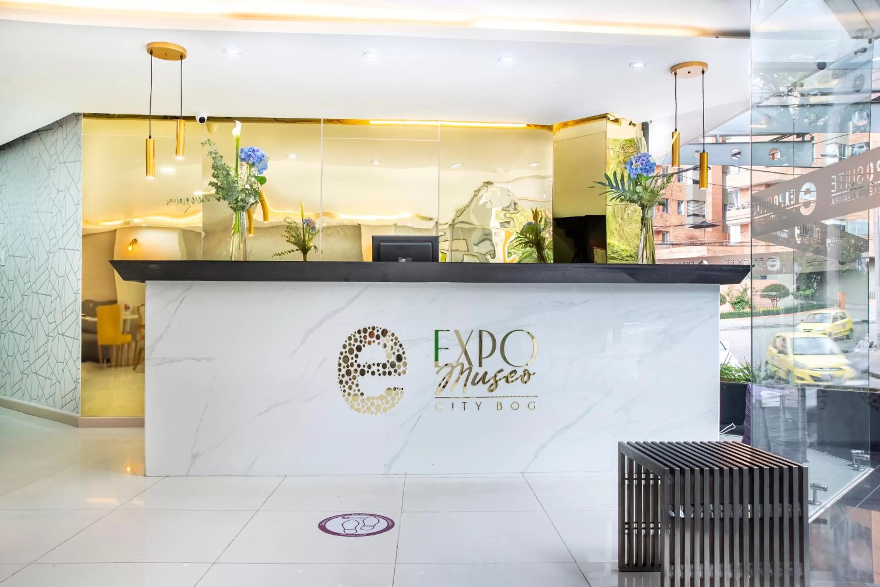 Lobby or reception in Hotel City Bog Expo Museo