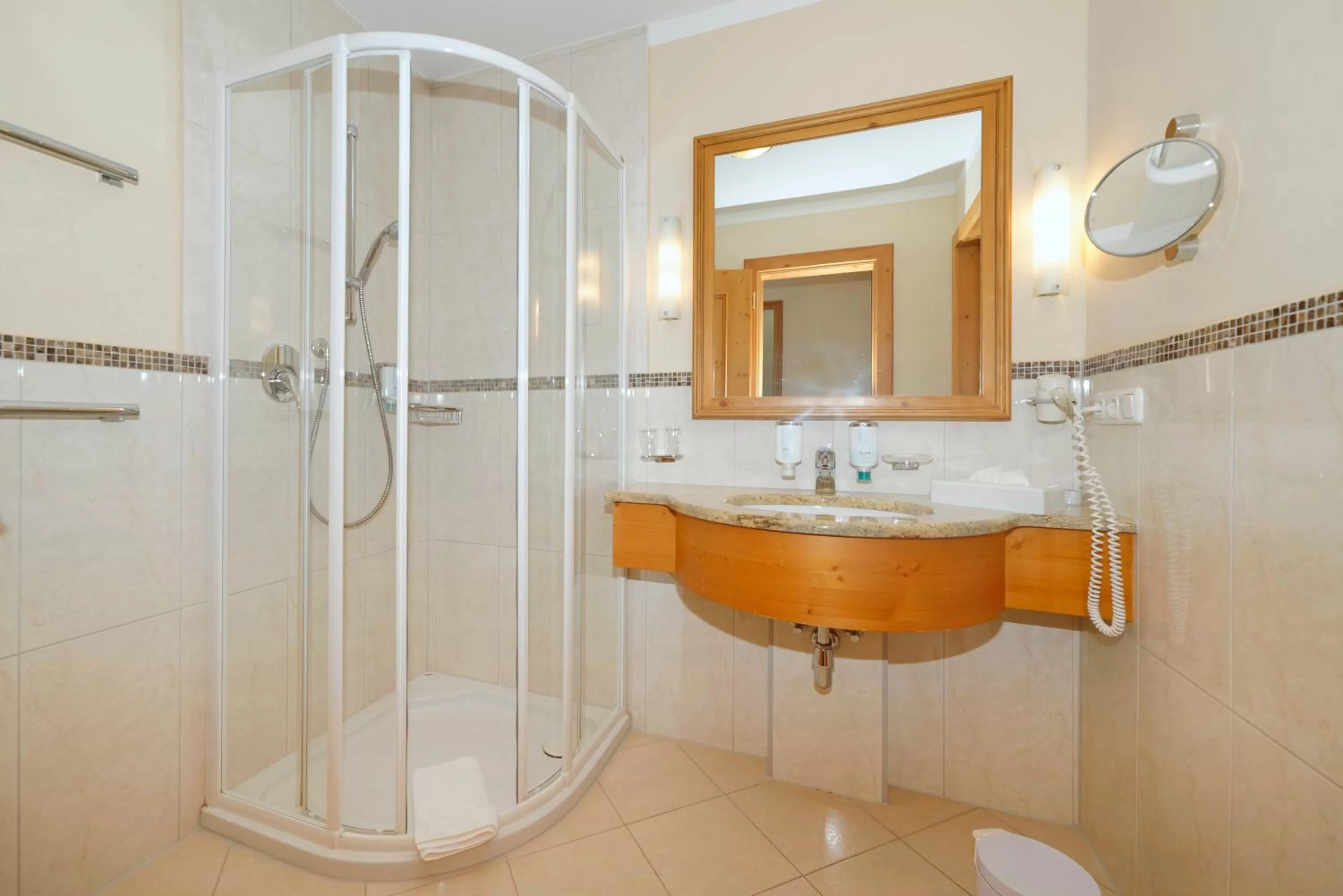 Shower in Ortnerhof - Ihr Zuhause am Fuße der Alpen