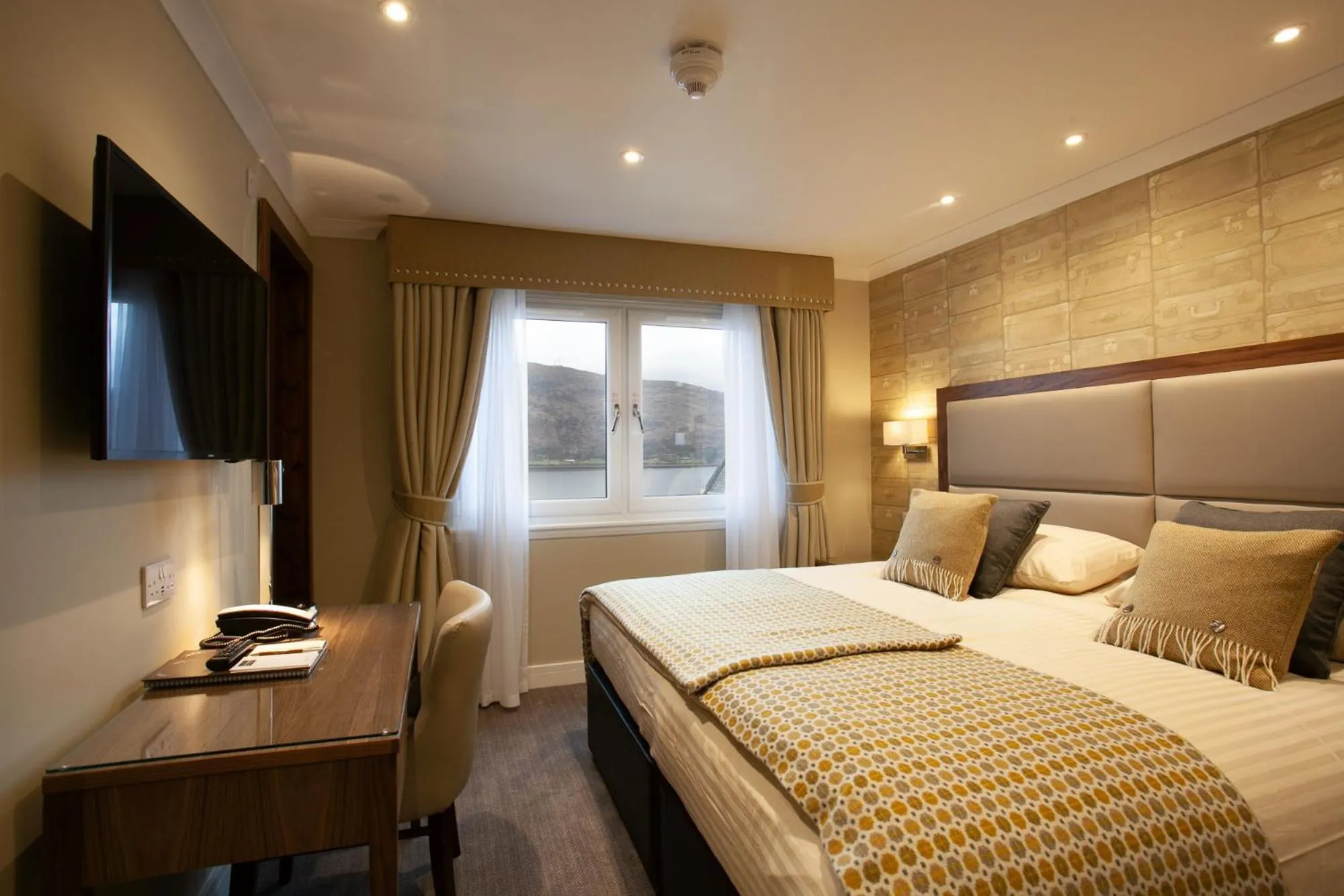 Bed in Cruachan Hotel