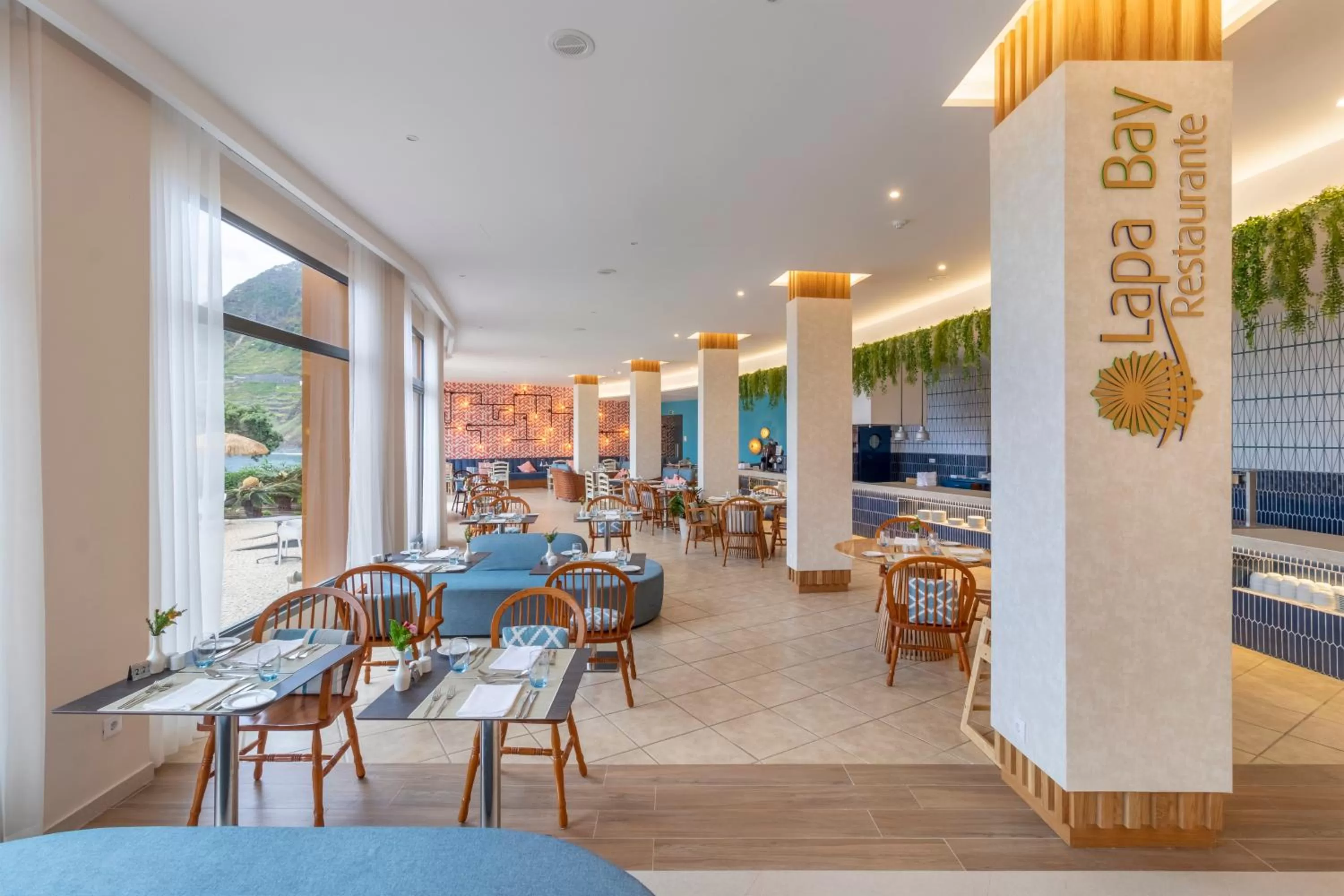 Restaurant/places to eat in Aqua Natura Bay