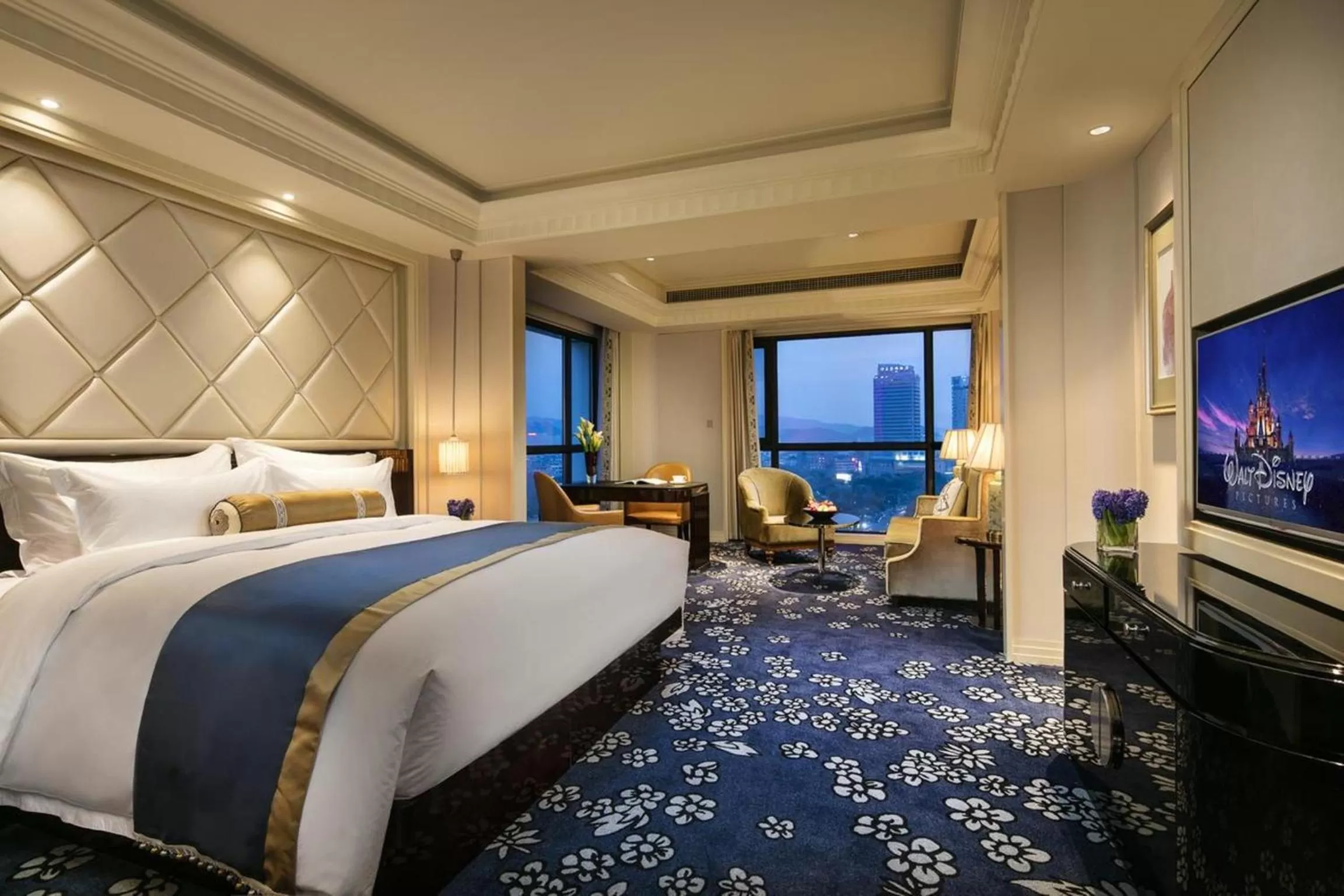 Bedroom, Bed in The Pury Hotel