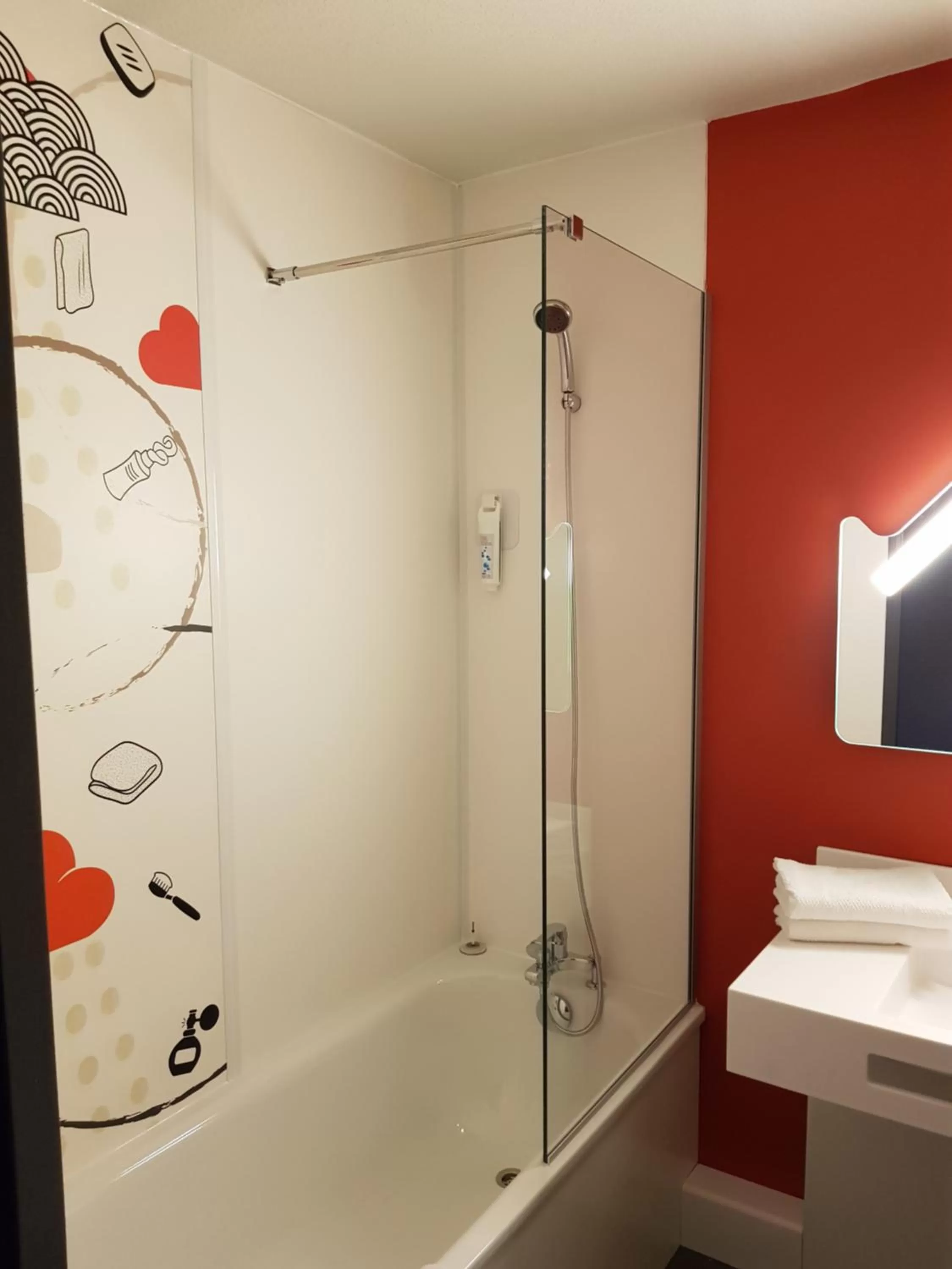 Decorative detail in Ibis Budget Saint Christol Les Alès