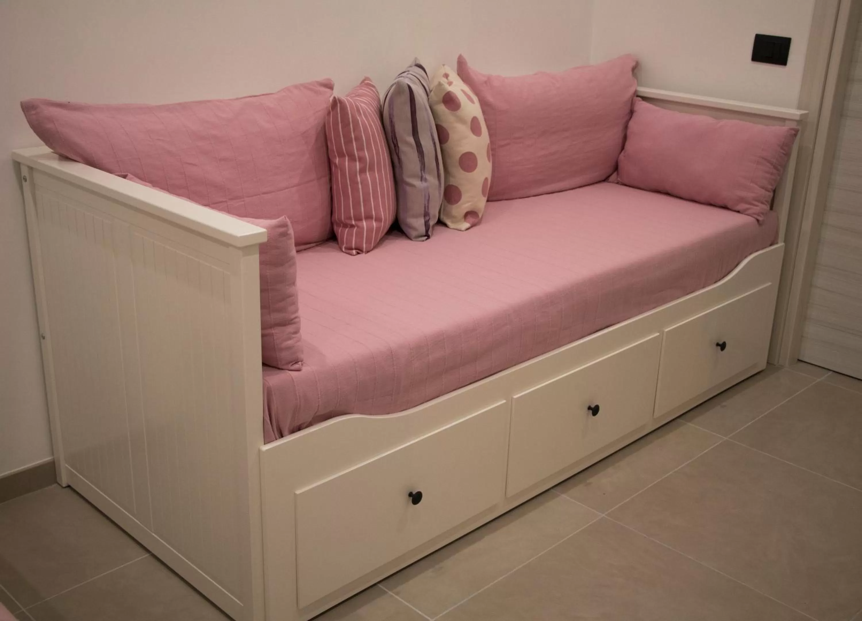 Photo of the whole room, Bed in Salerno nel Cuore