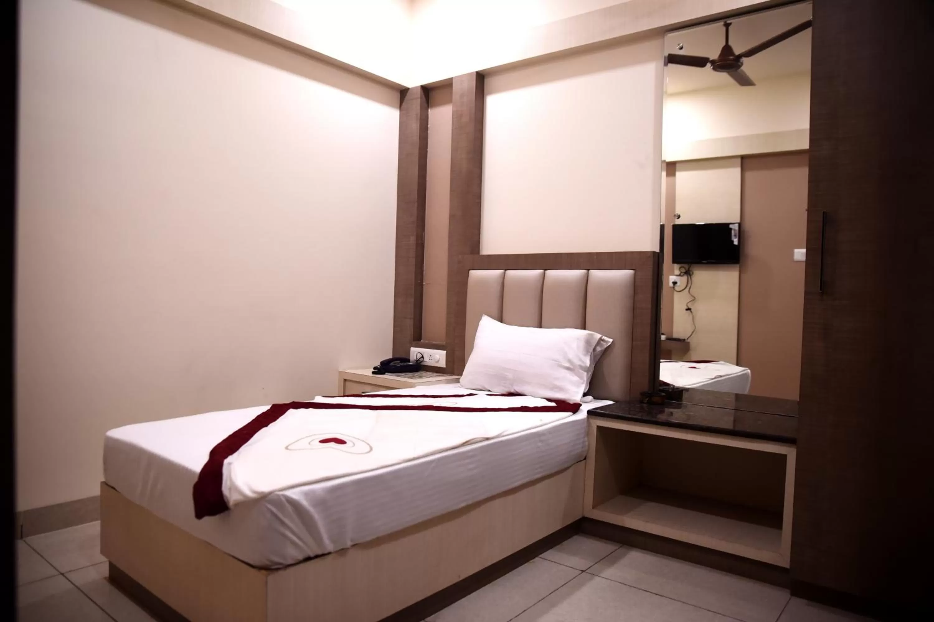 Photo of the whole room in Hotel Silver Palace