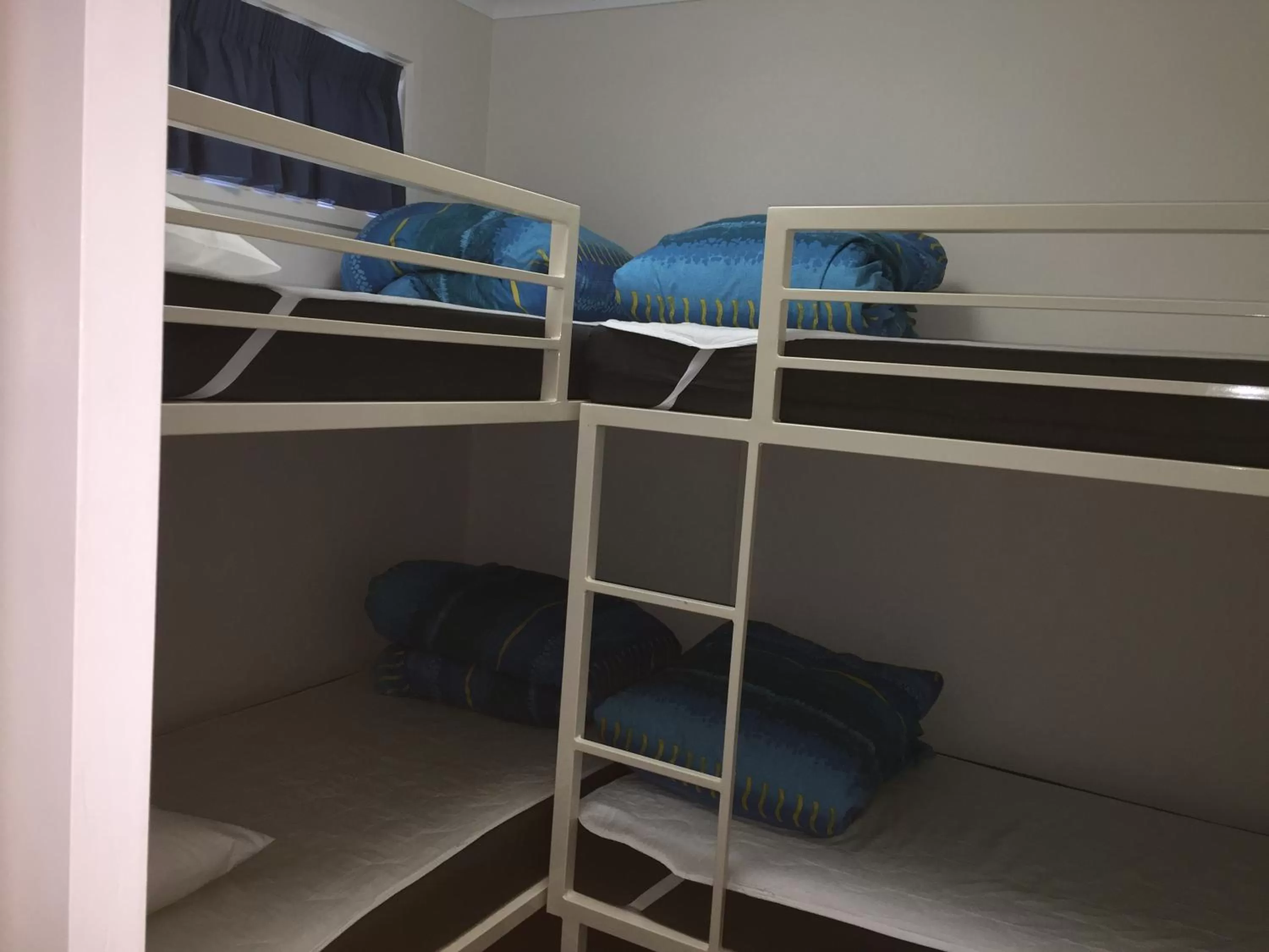 bunk bed, Bed in Peace Resorts - Jervis Bay Holiday Cabins in Sussex Inlet