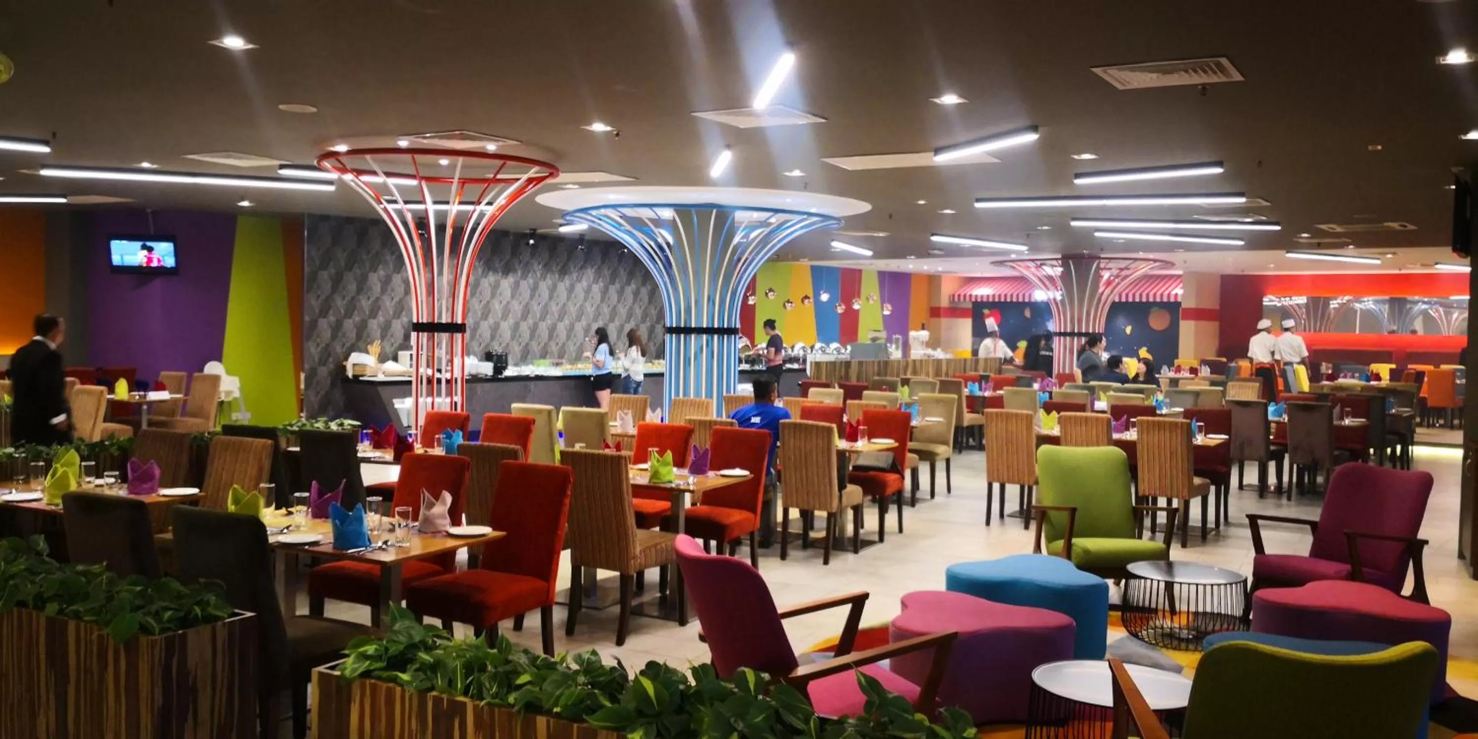 Food in Casuarina@Meru