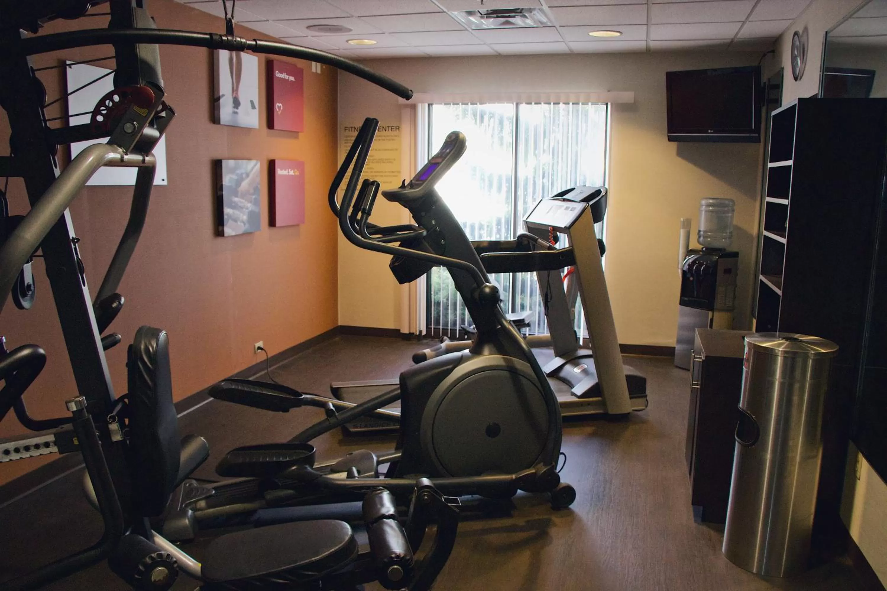 Fitness centre/facilities in Comfort Suites Edinboro