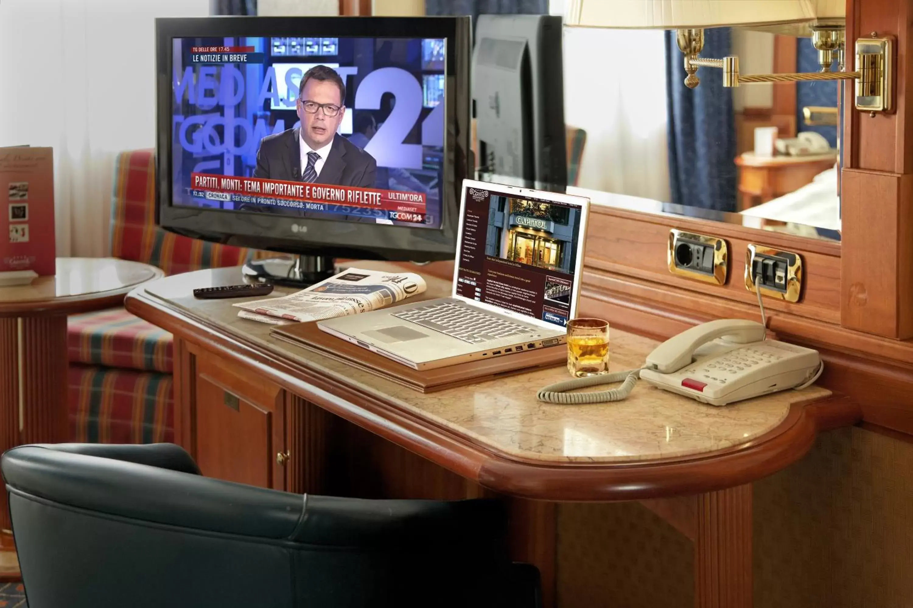 Double or Twin Room - single occupancy in Hotel Capitol Milano Double or Twin Room - single occupancy in Hotel Capitol Milano