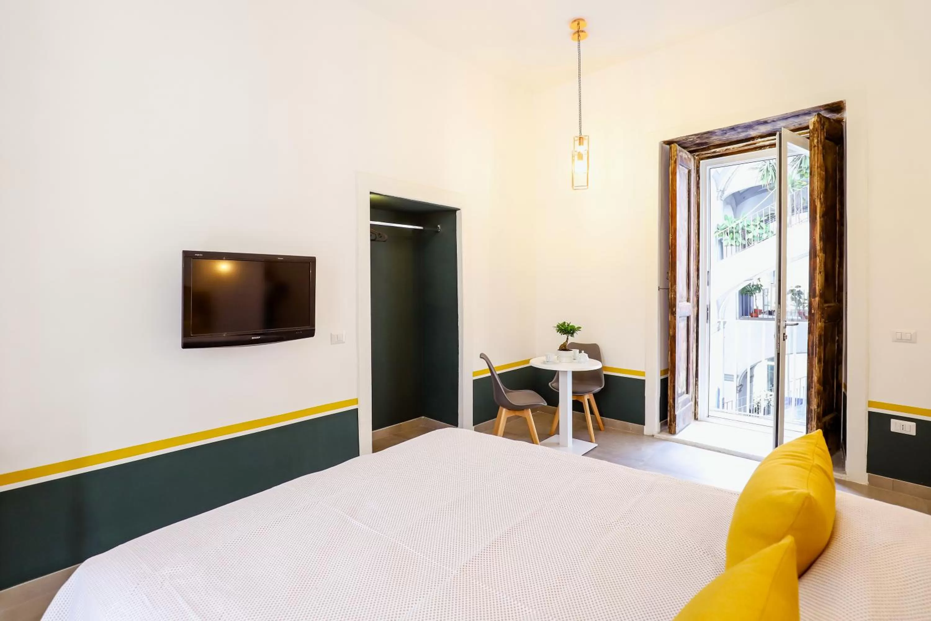 Photo of the whole room in A I R Sant'Anna