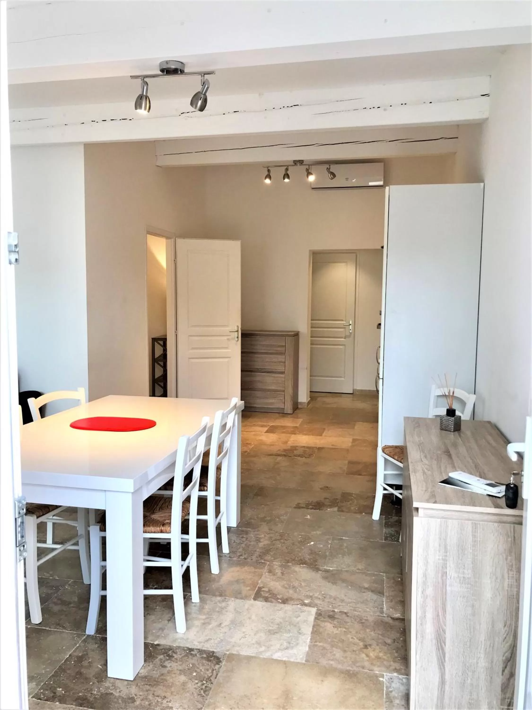 Dining area in Domaine de l'Aufrene