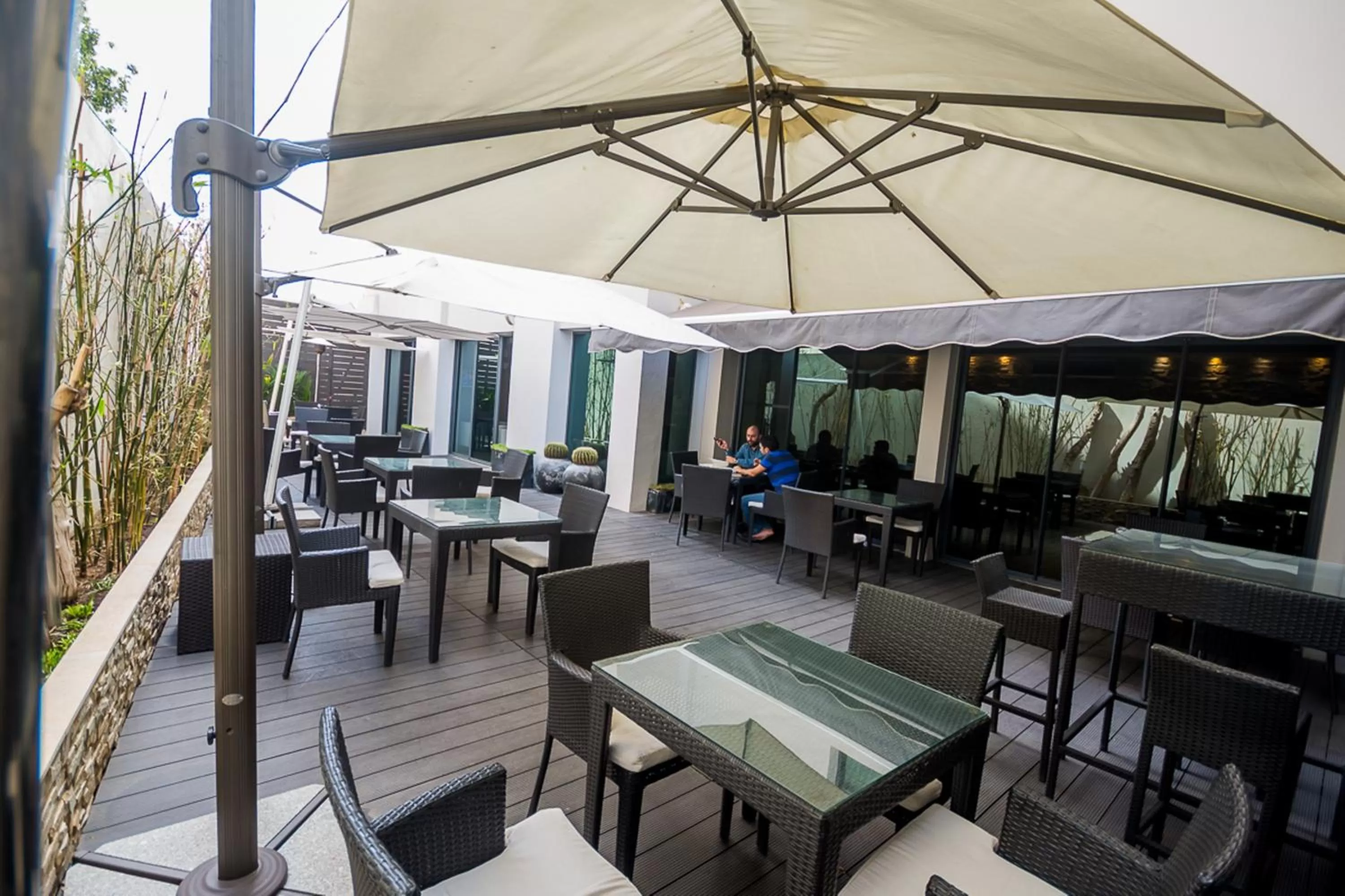 Restaurant/places to eat in Rysara Hotel