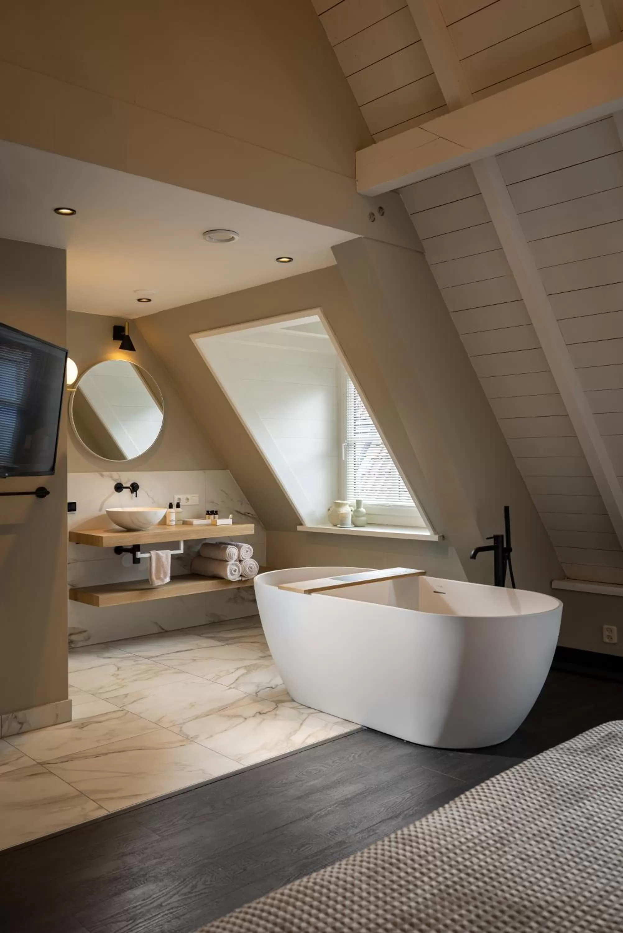 Bed, Bathroom in The Lemon Suites