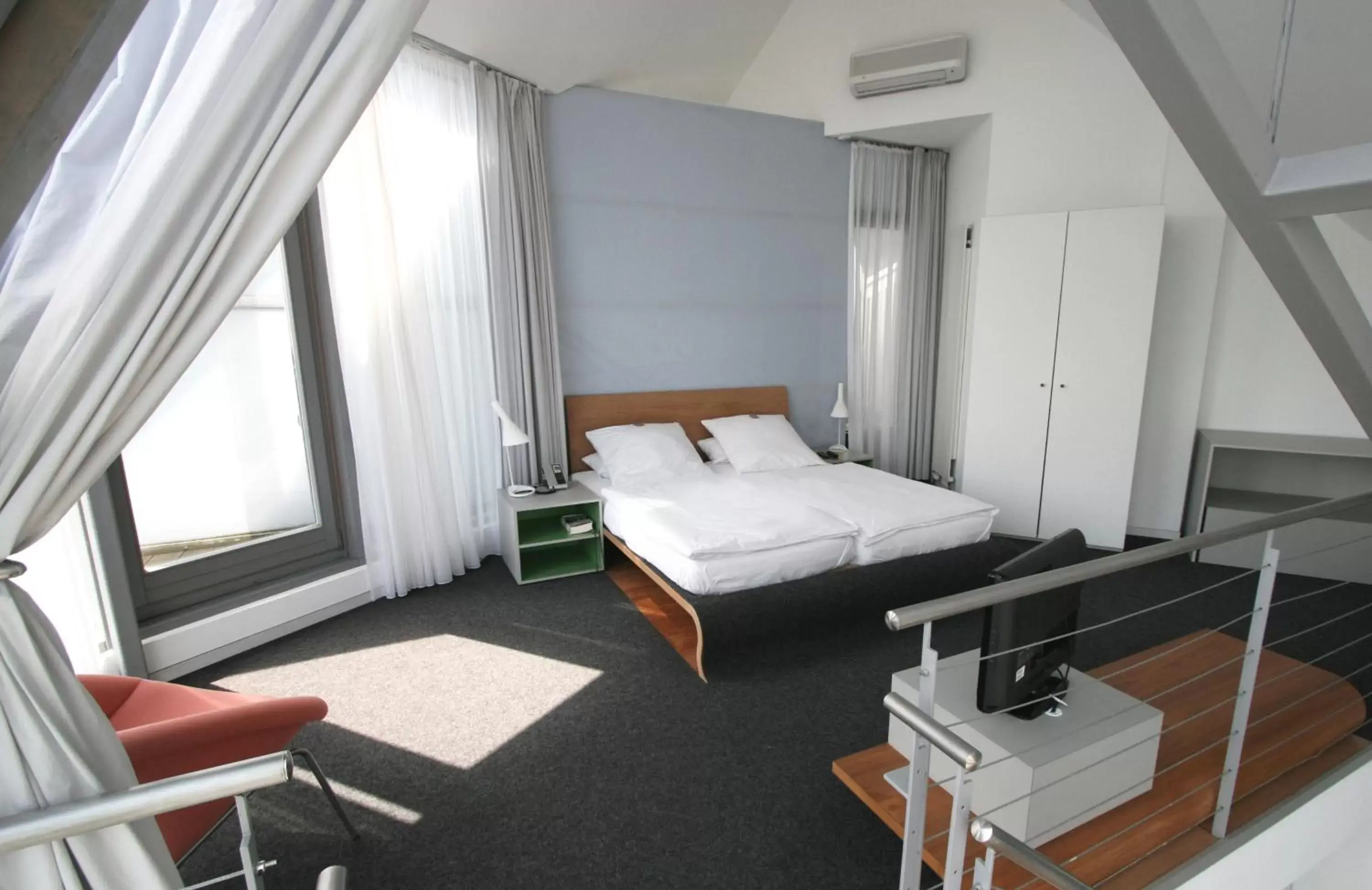 Maisonette Suite with Terrace in Chelsea Hotel Maisonette Suite with Terrace in Chelsea Hotel