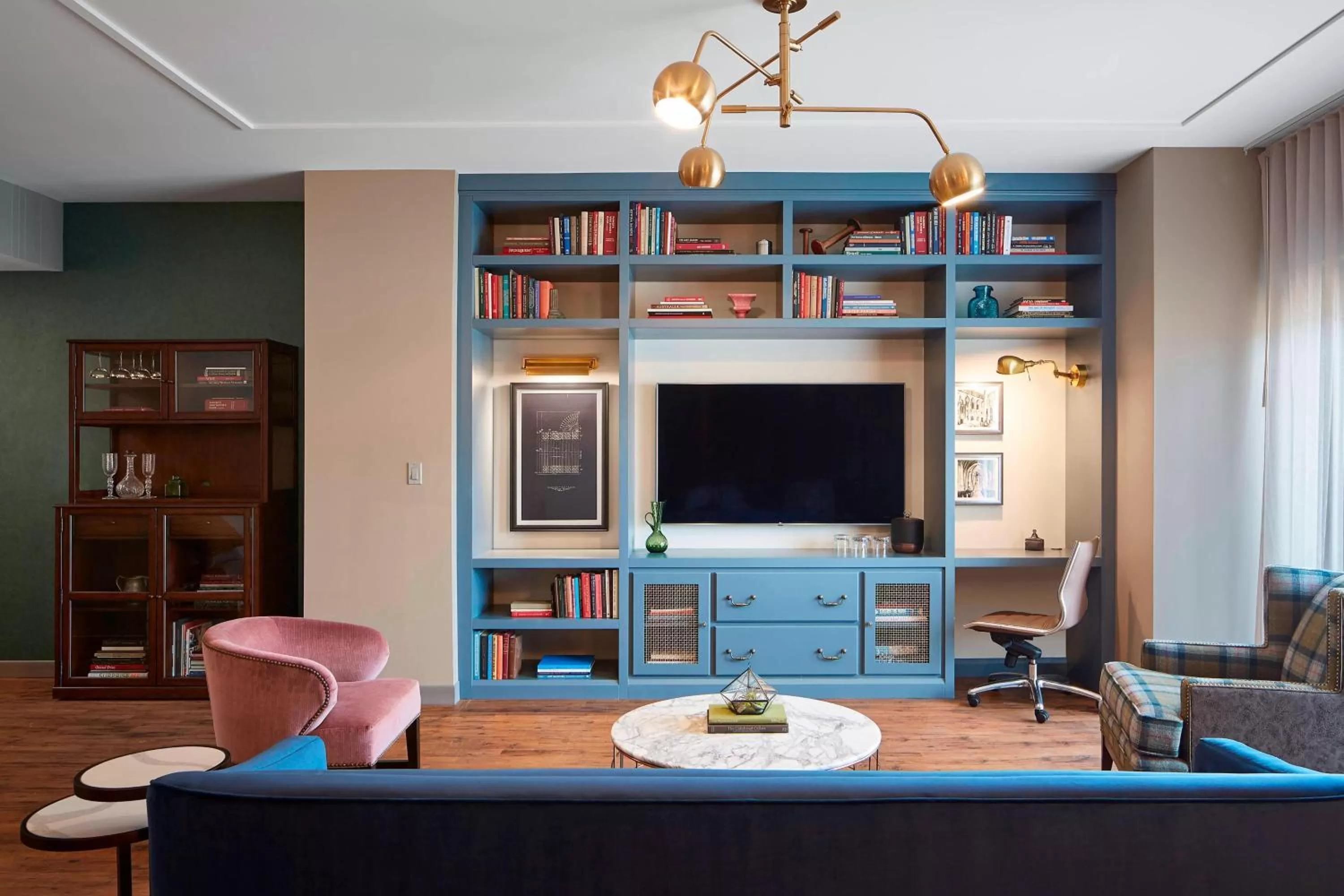 Living room in Hotel Zachary, Chicago, a Tribute Portfolio Hotel