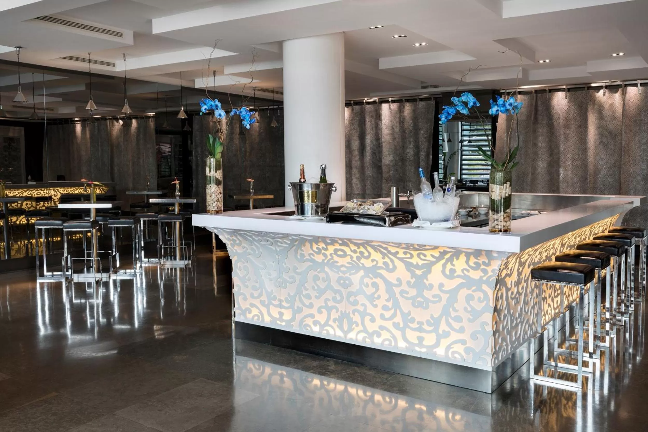 Drinks in Hotel Puerta America