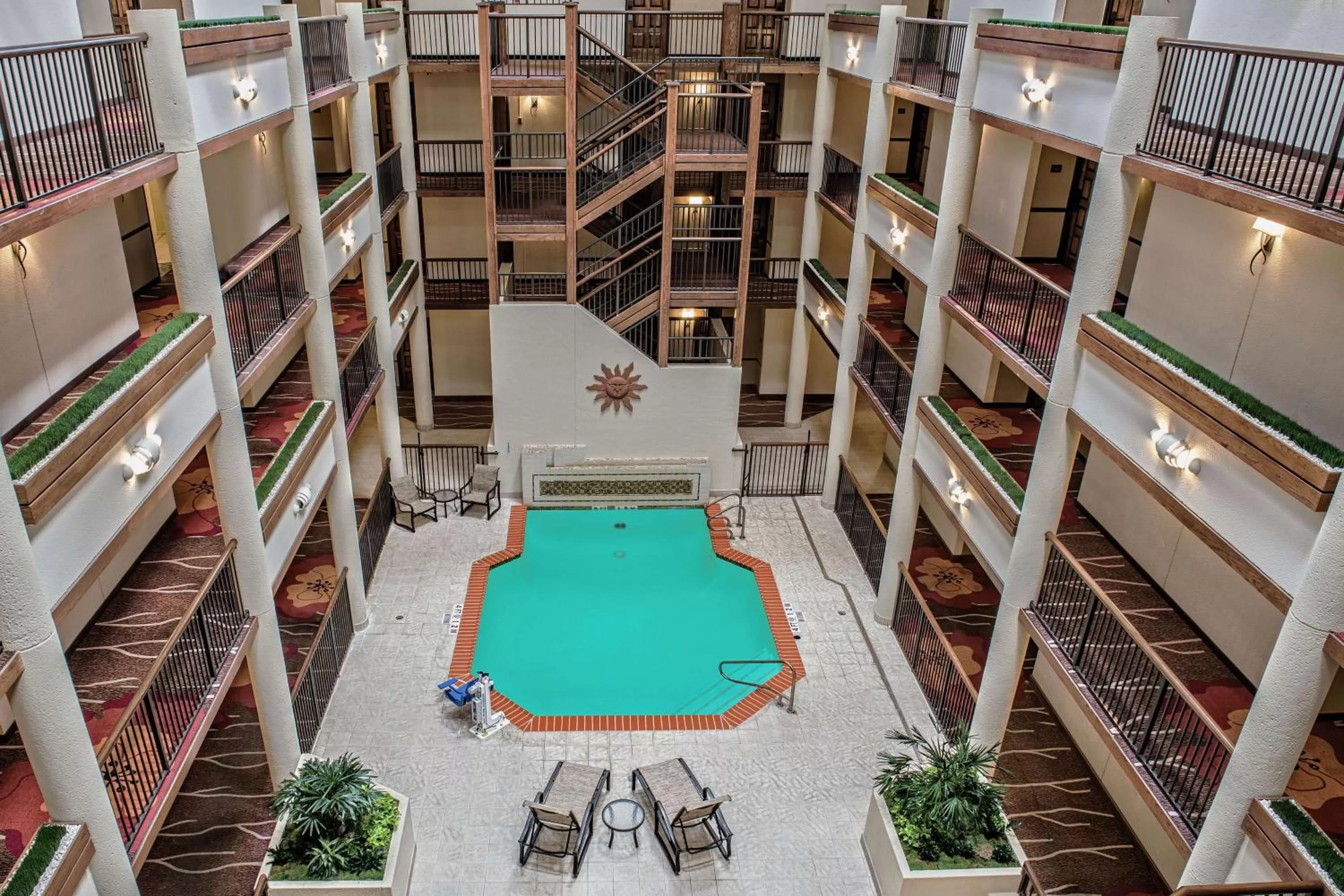 Pool view in Hilton Garden Inn San Antonio Airport