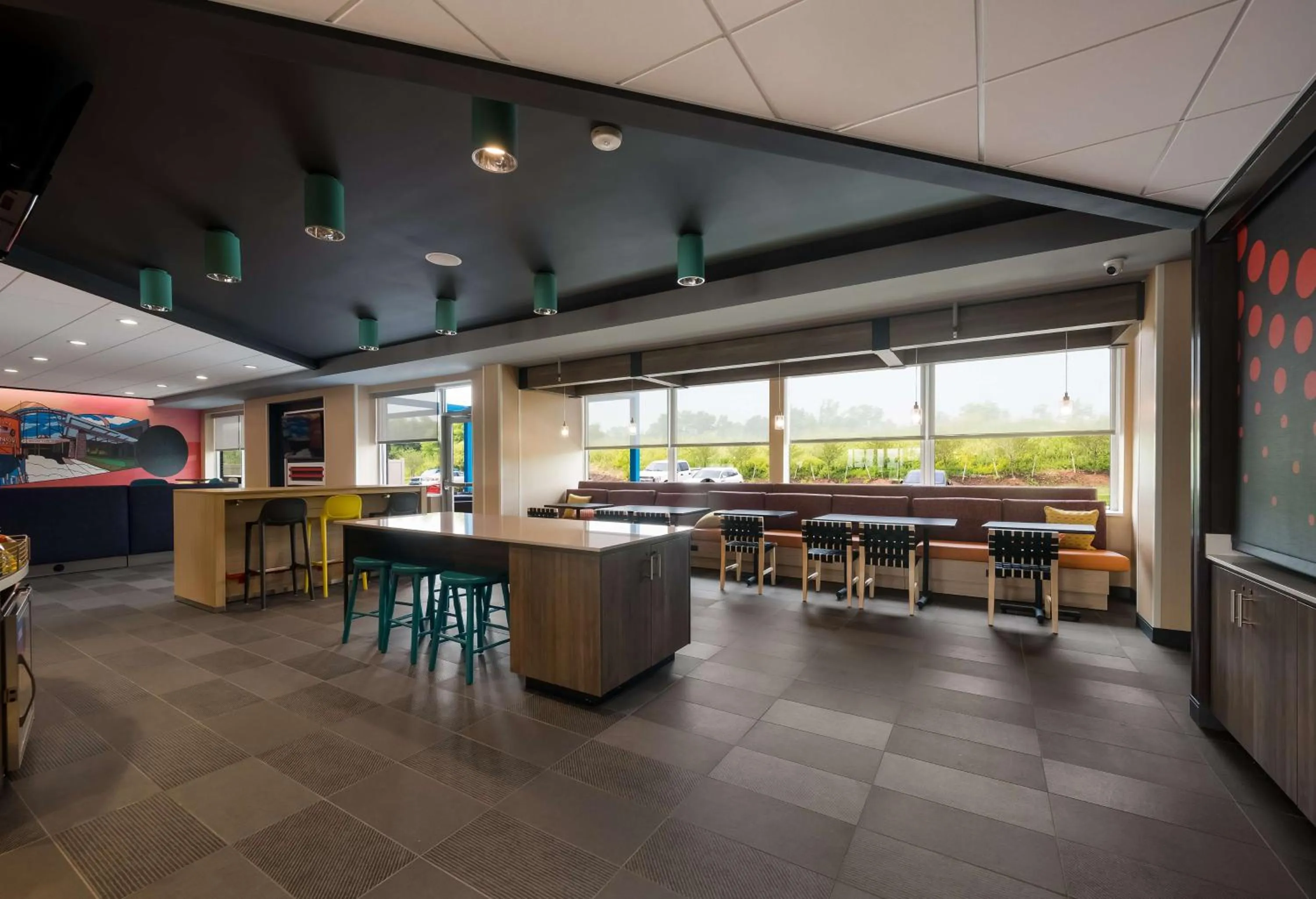 Breakfast in Tru By Hilton Novi Detroit