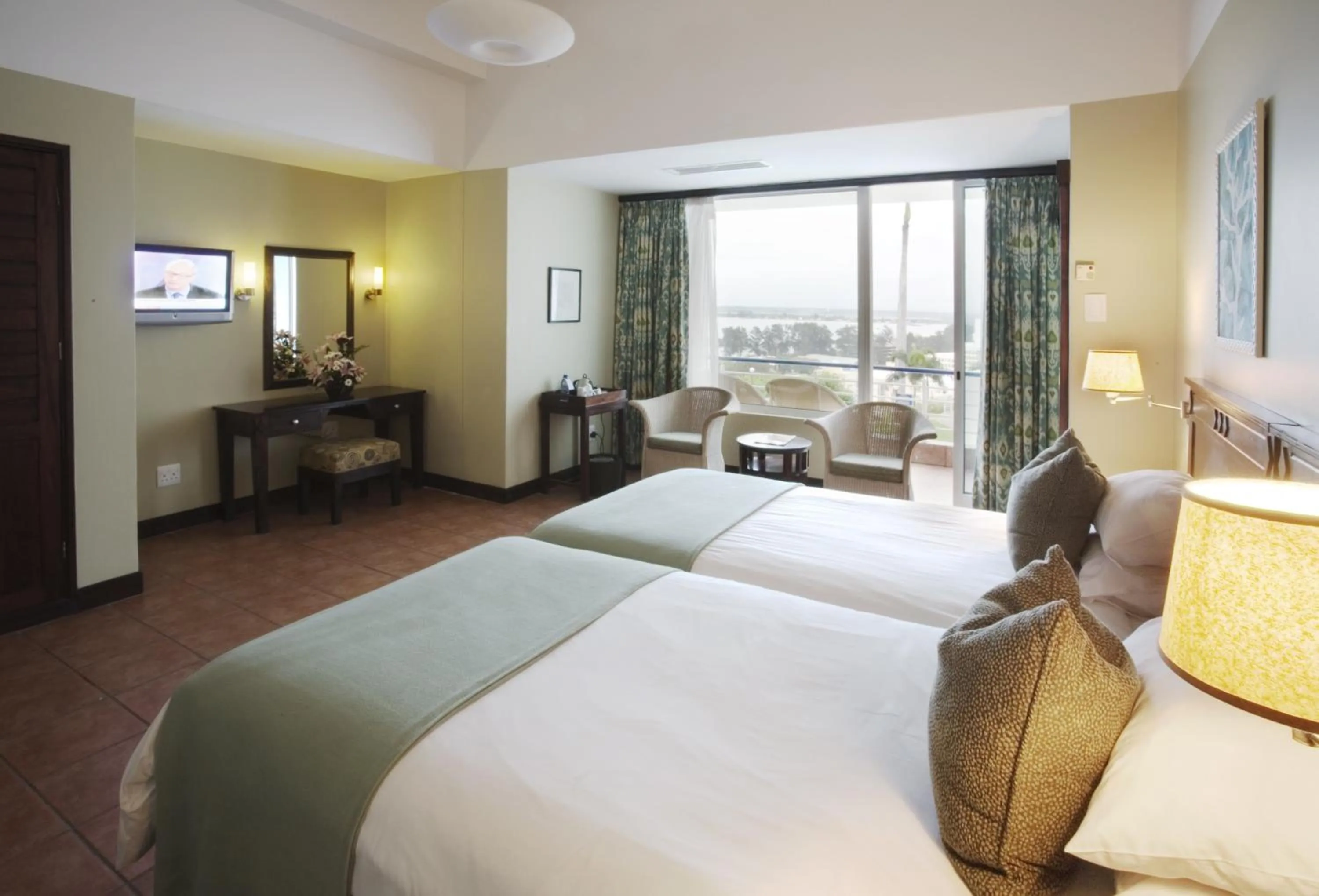 Standard Twin Room - City View  in Hotel Cardoso