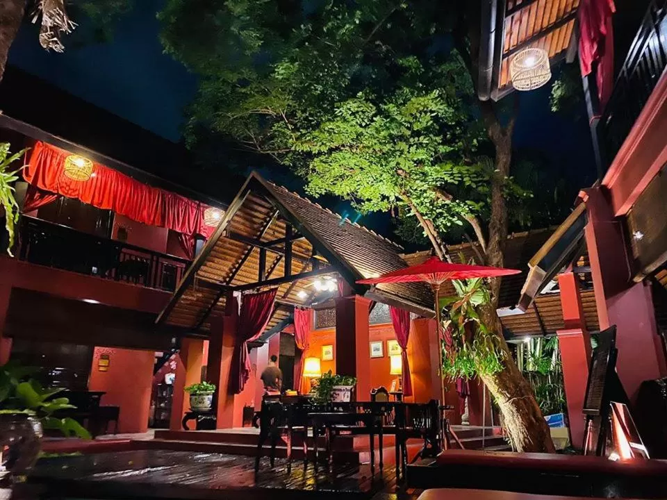 Tri Yaan Na Ros Colonial House