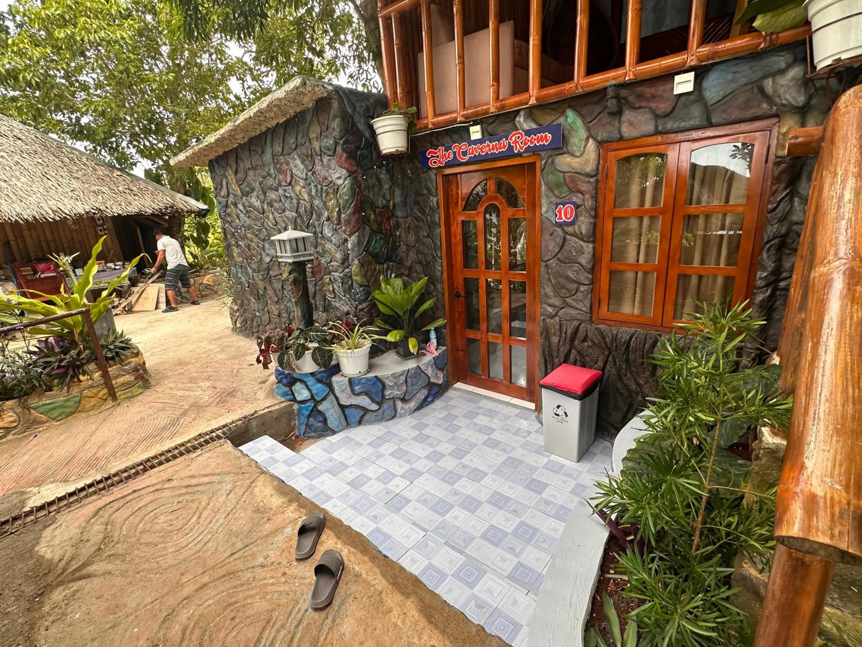 Property building in Gratum Beach Resort