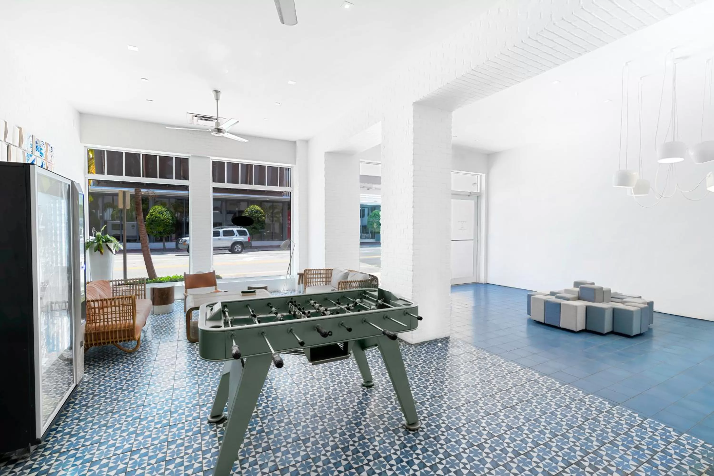 Lobby or reception in The Variety by LuxUrban