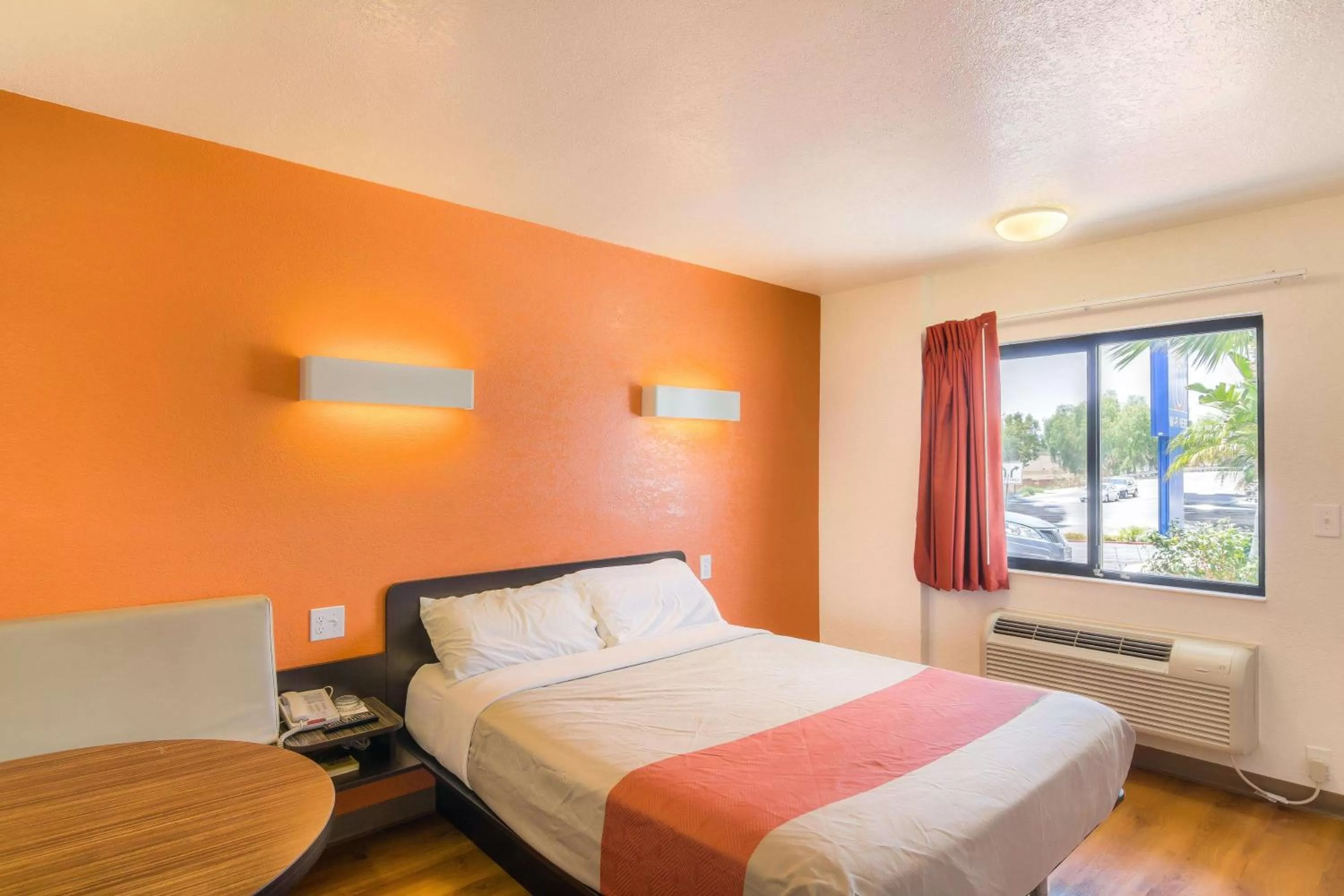 Double Room - Disability Access in Motel 6-Simi Valley, CA
