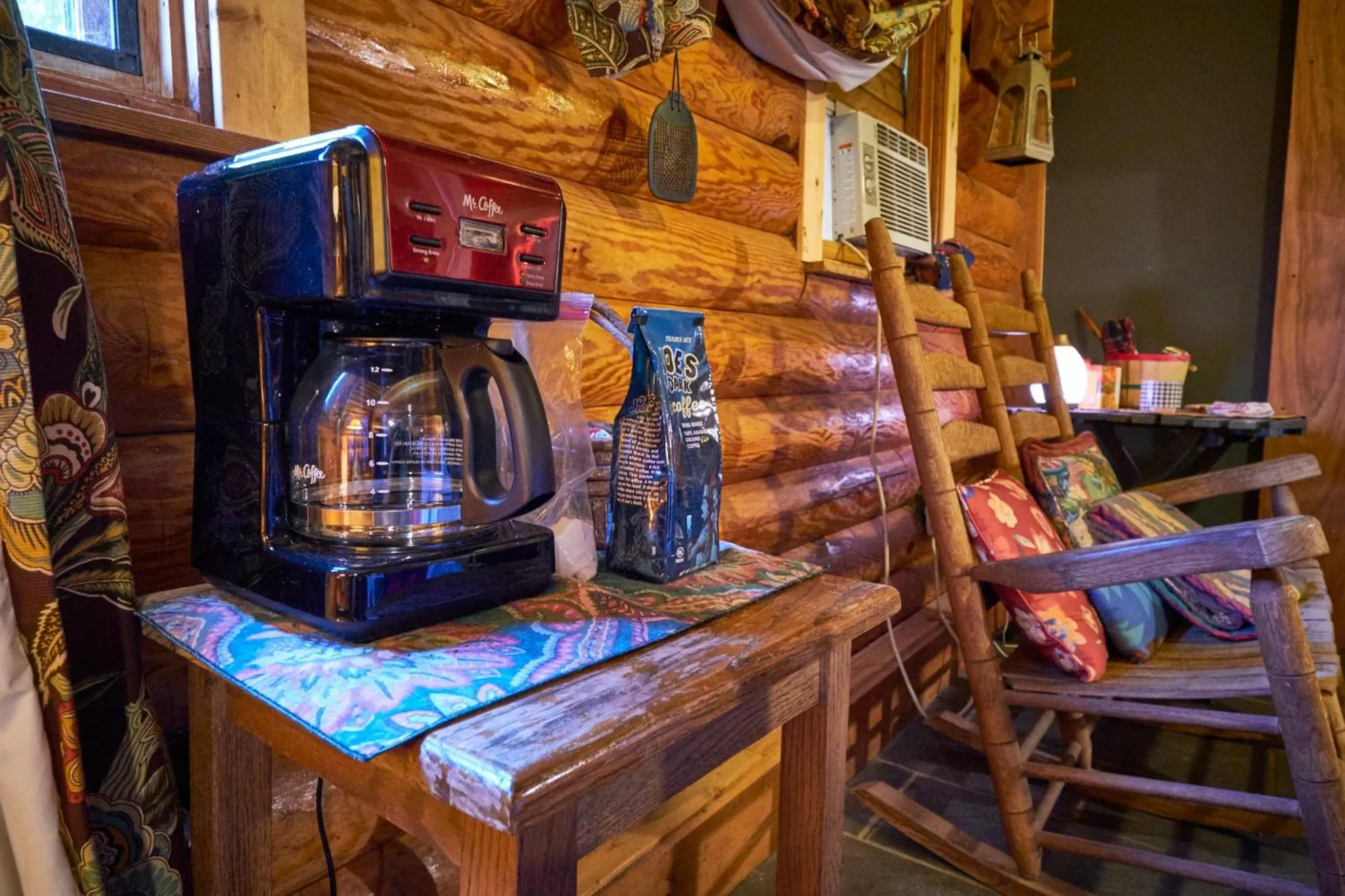 Creekwalk Inn Bed and Breakfast with Cabins