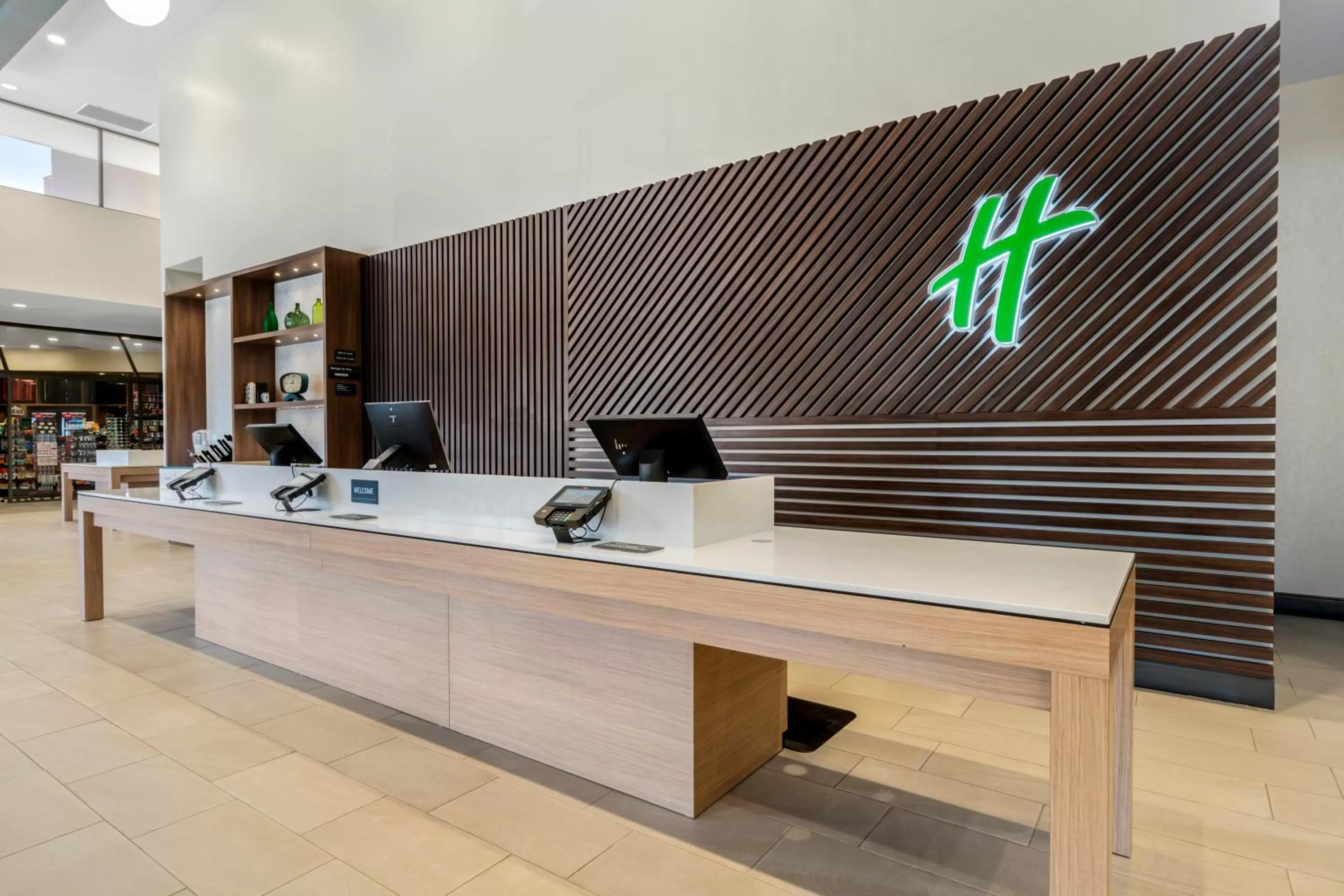 Lobby or reception in Holiday Inn Orlando International Dr-ICON by IHG