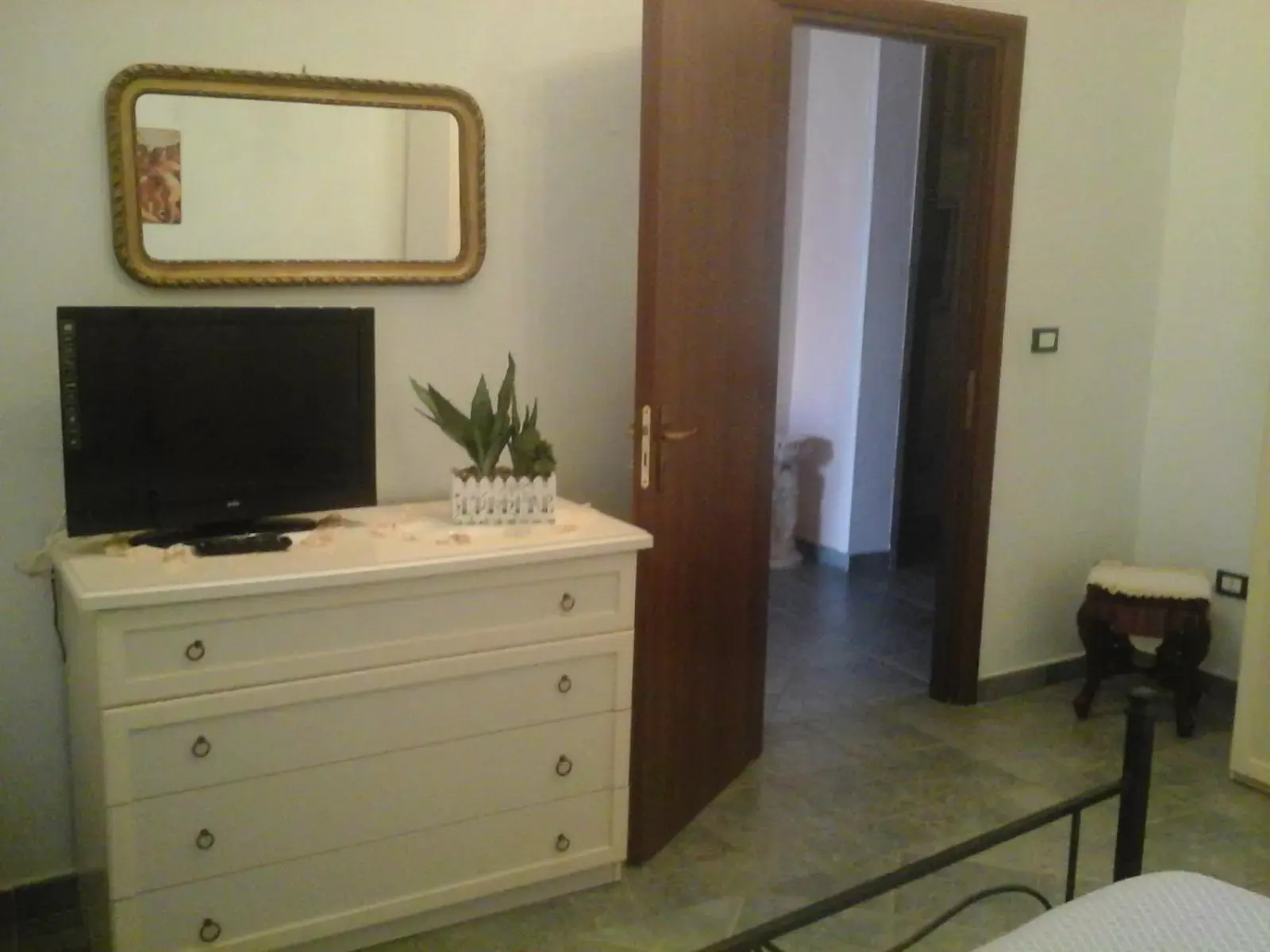 Double Room with Private External Bathroom in B&B Casa Dei Mille Double Room with Private External Bathroom in B&B Casa Dei Mille