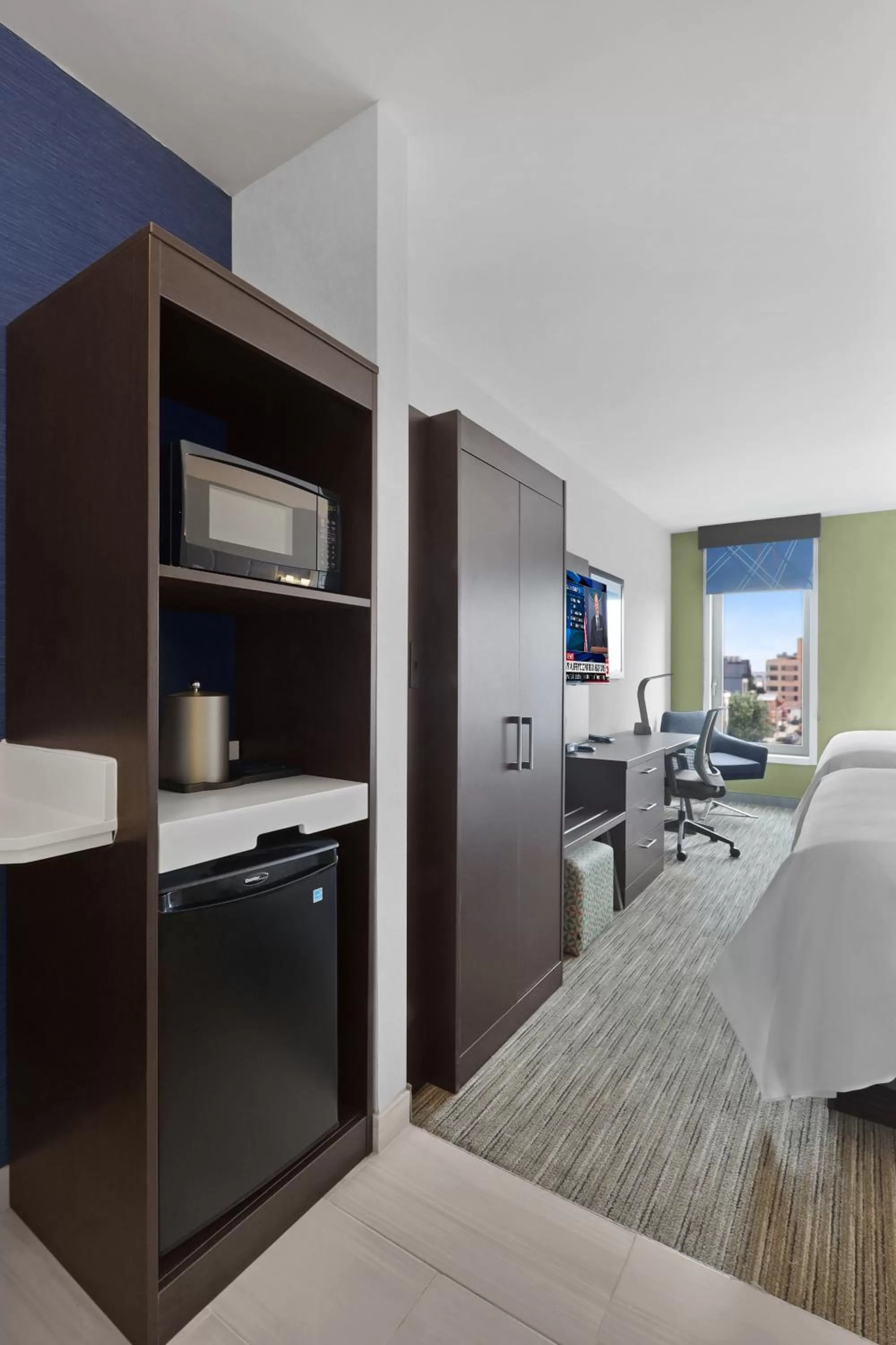 Bed in Holiday Inn Express - Brooklyn - Bushwick , an IHG Hotel