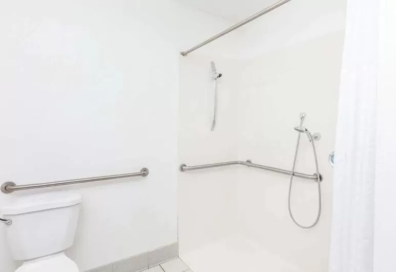 Days Inn & Suites by Wyndham Sunnyvale