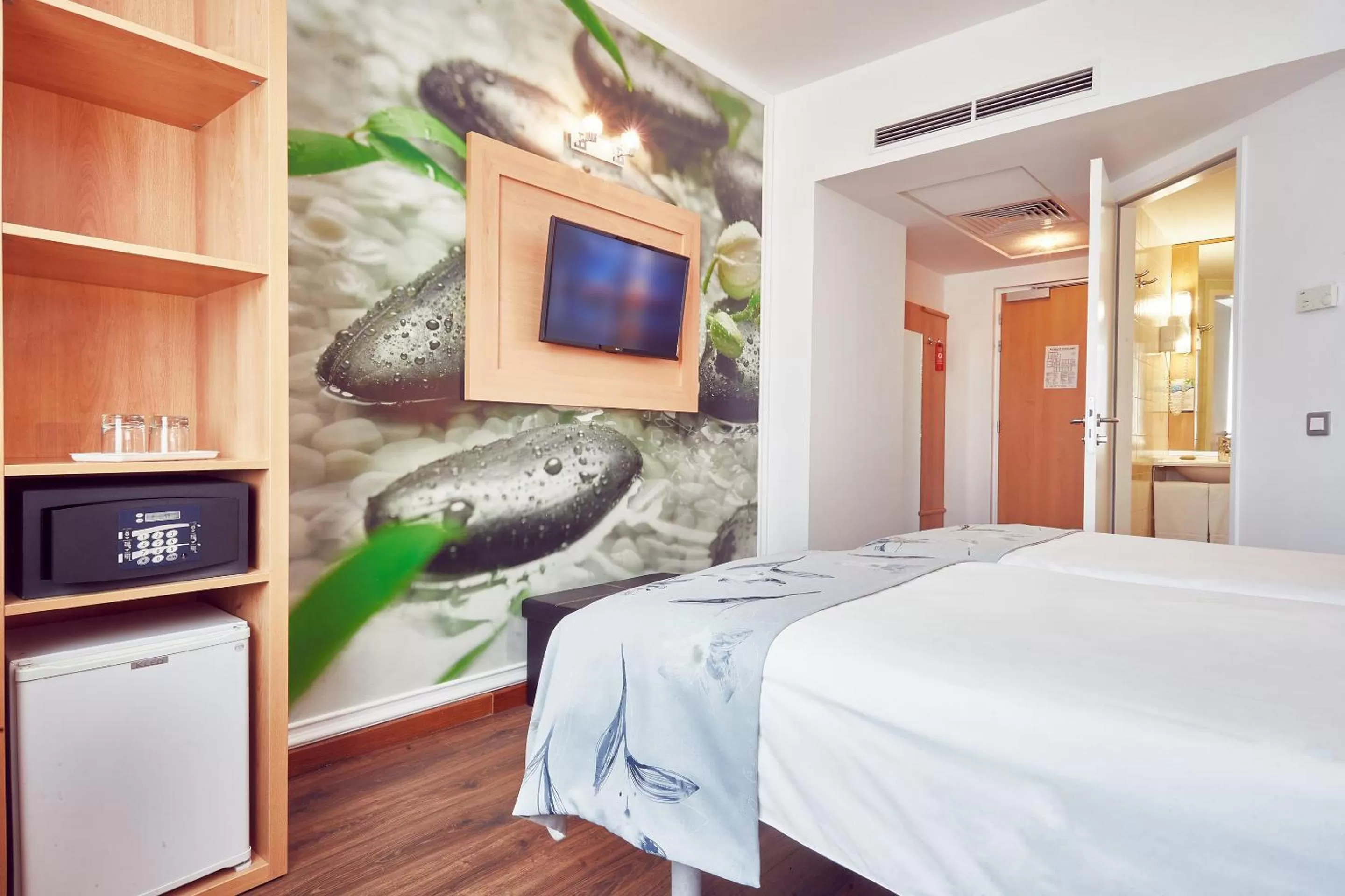 Area and facilities, Bed in MyContinental Sibiu