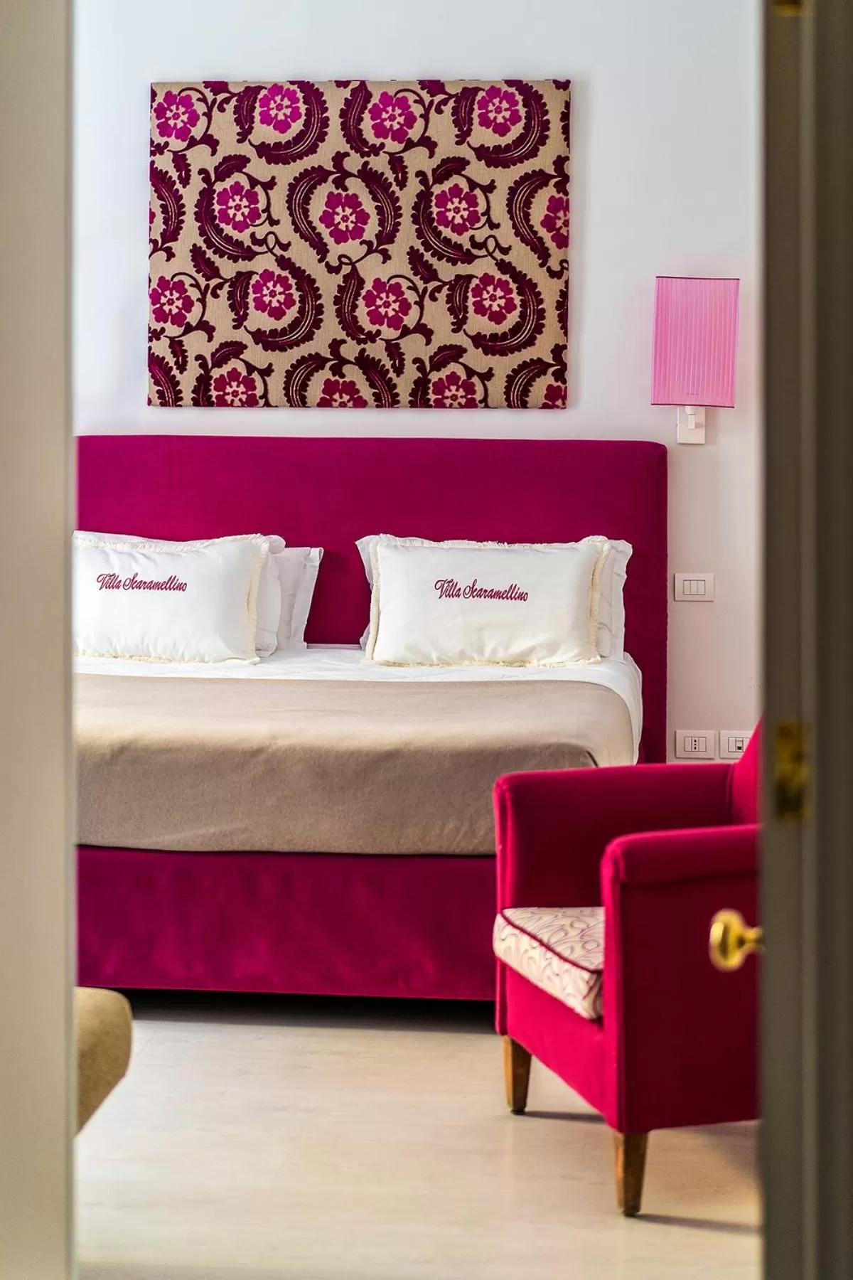 Photo of the whole room, Bed in Palazzo Scaramellino