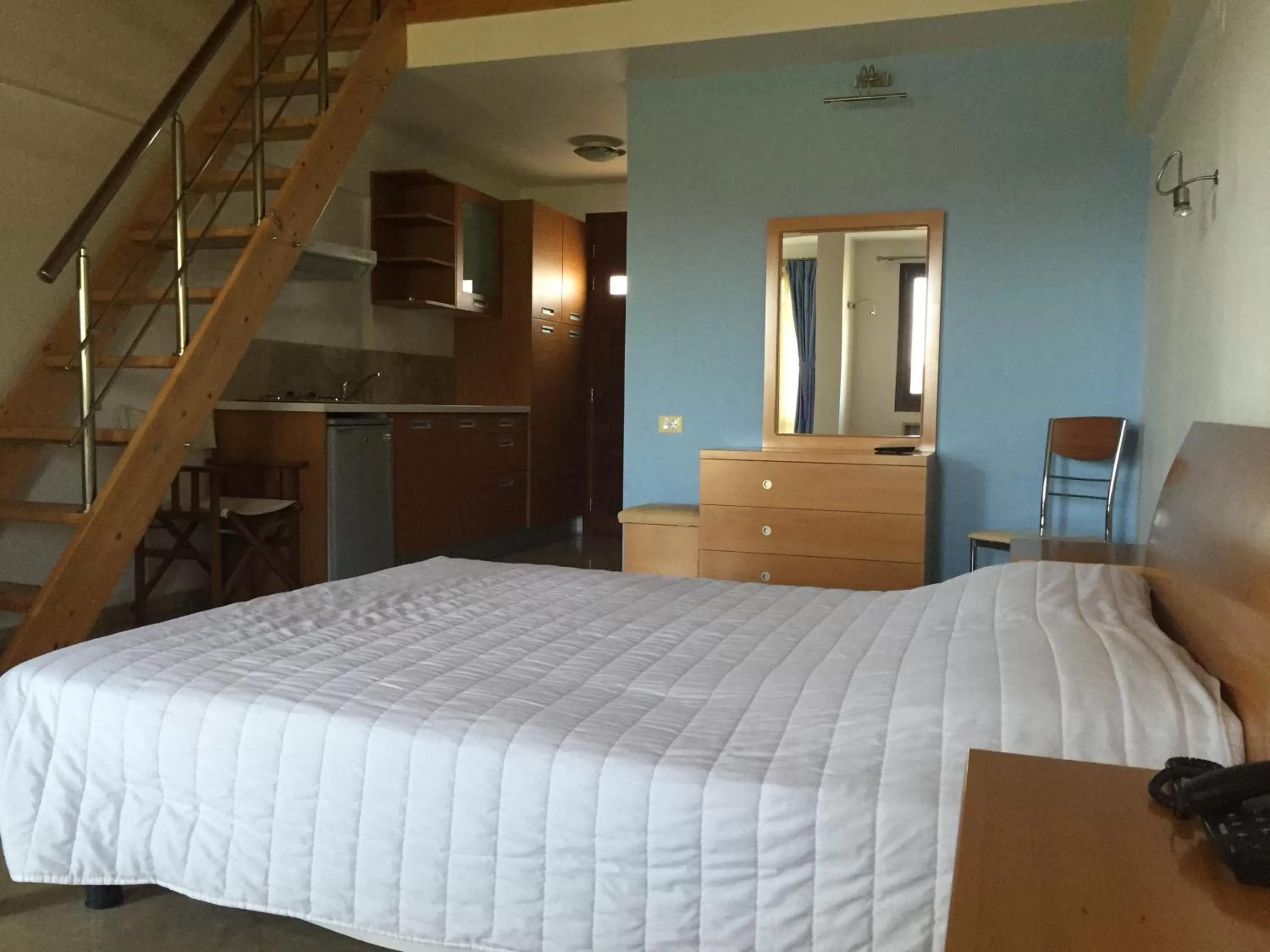 Photo of the whole room in Hani Inn